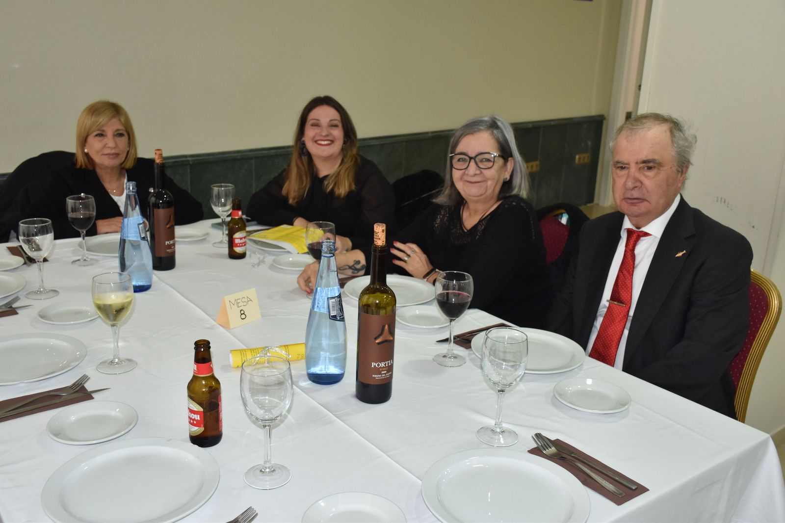 Brindis, risas y espíritu navideño en los restaurantes de la ciudad