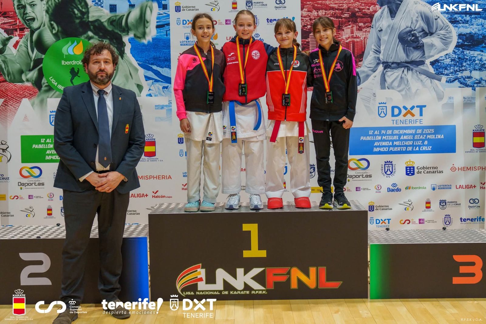 284ea810-1875-4c32-83cc-e6718ee4cb14