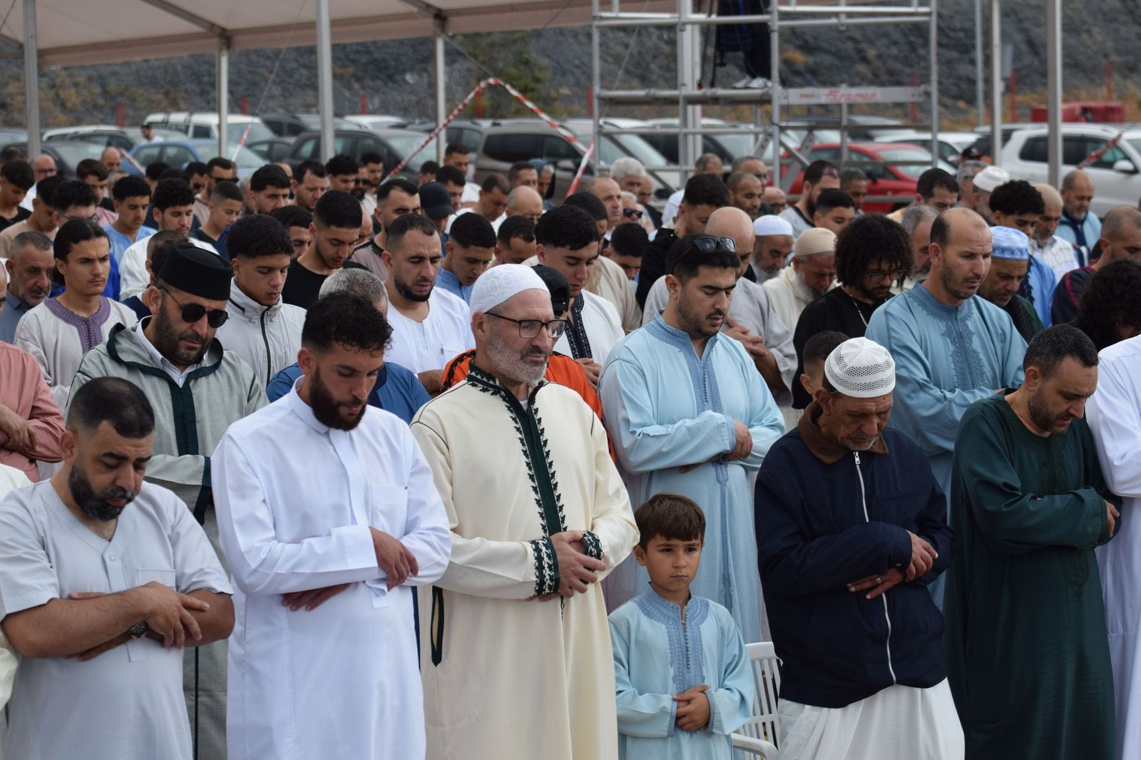 Devoción y respeto en otro rezo multitudinario en Ceuta