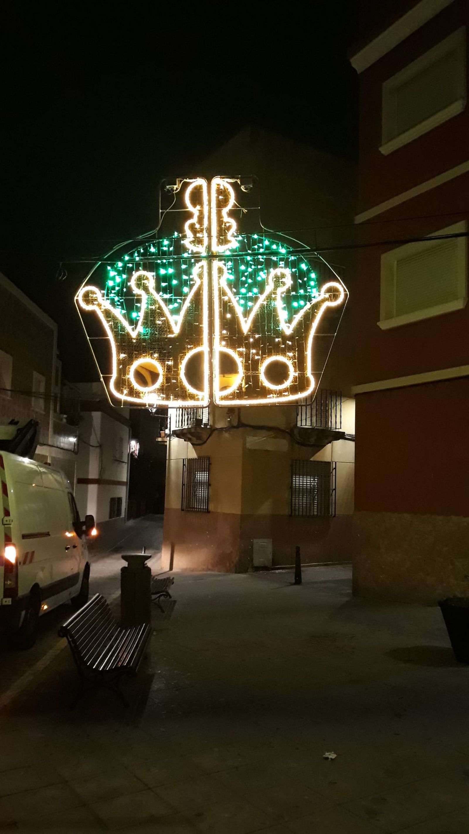 Luces de navidad en Villajovita