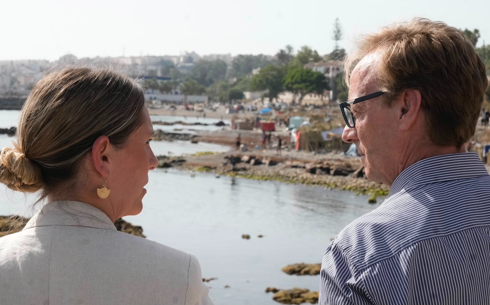 La vicesecretaria de Coordinación Sectorial y responsable de Política Migratoria del Partido Popular, Alma Ezcurra, ha acusado este miércoles al Gobierno de Pedro Sánchez de haber dejado "sola" a Ceuta ante lo que ha calificado de "invasión"