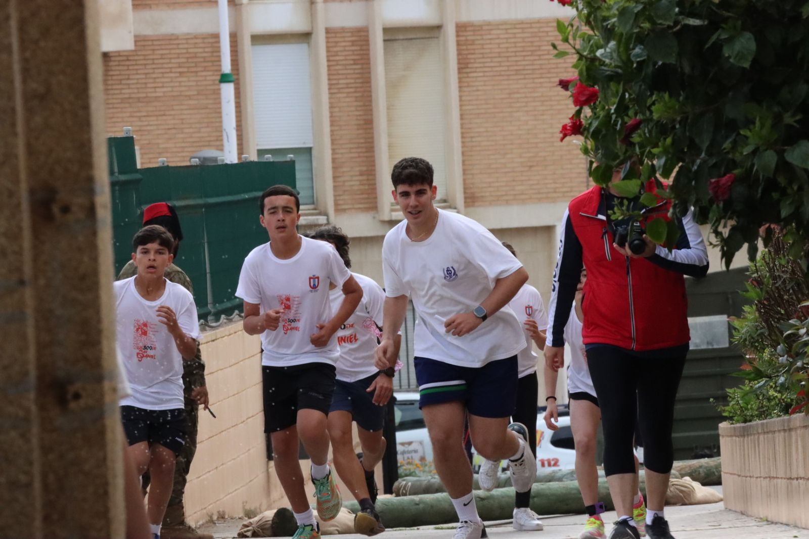 El ‘Desafío de los 300’ convierte Ceuta en una fiesta escolar de esfuerzo, compañerismo y superación