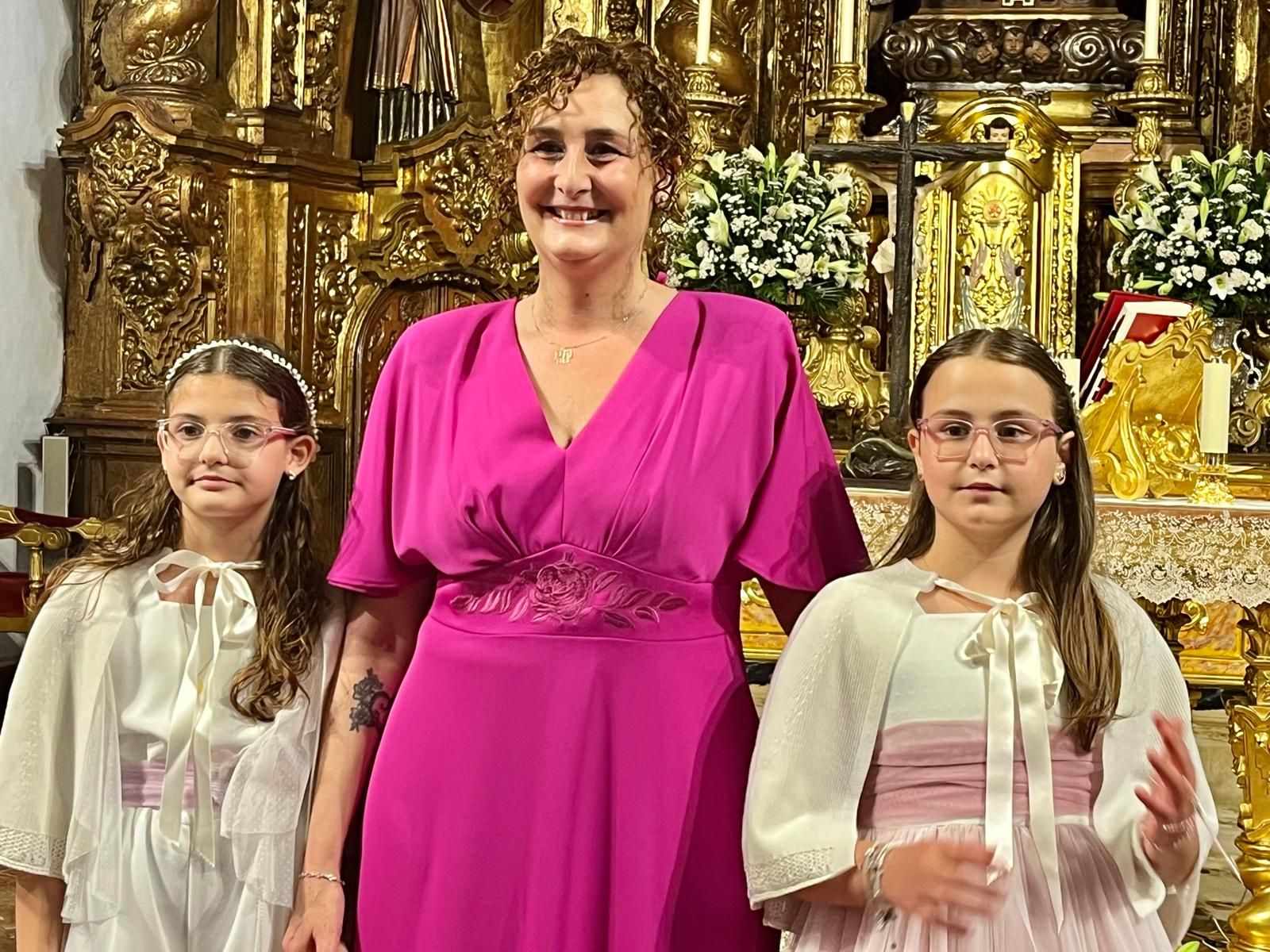 El vicario oficia otras dos comuniones en el Santuario de la Virgen de África