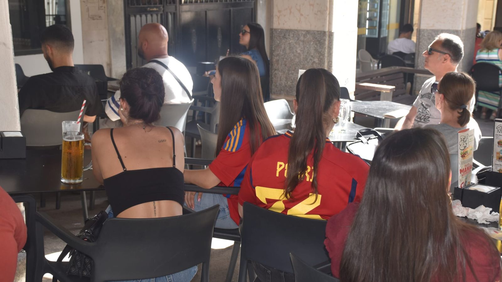 Ceuta vivió con intensidad el estreno de La Roja en el Mundial 2026