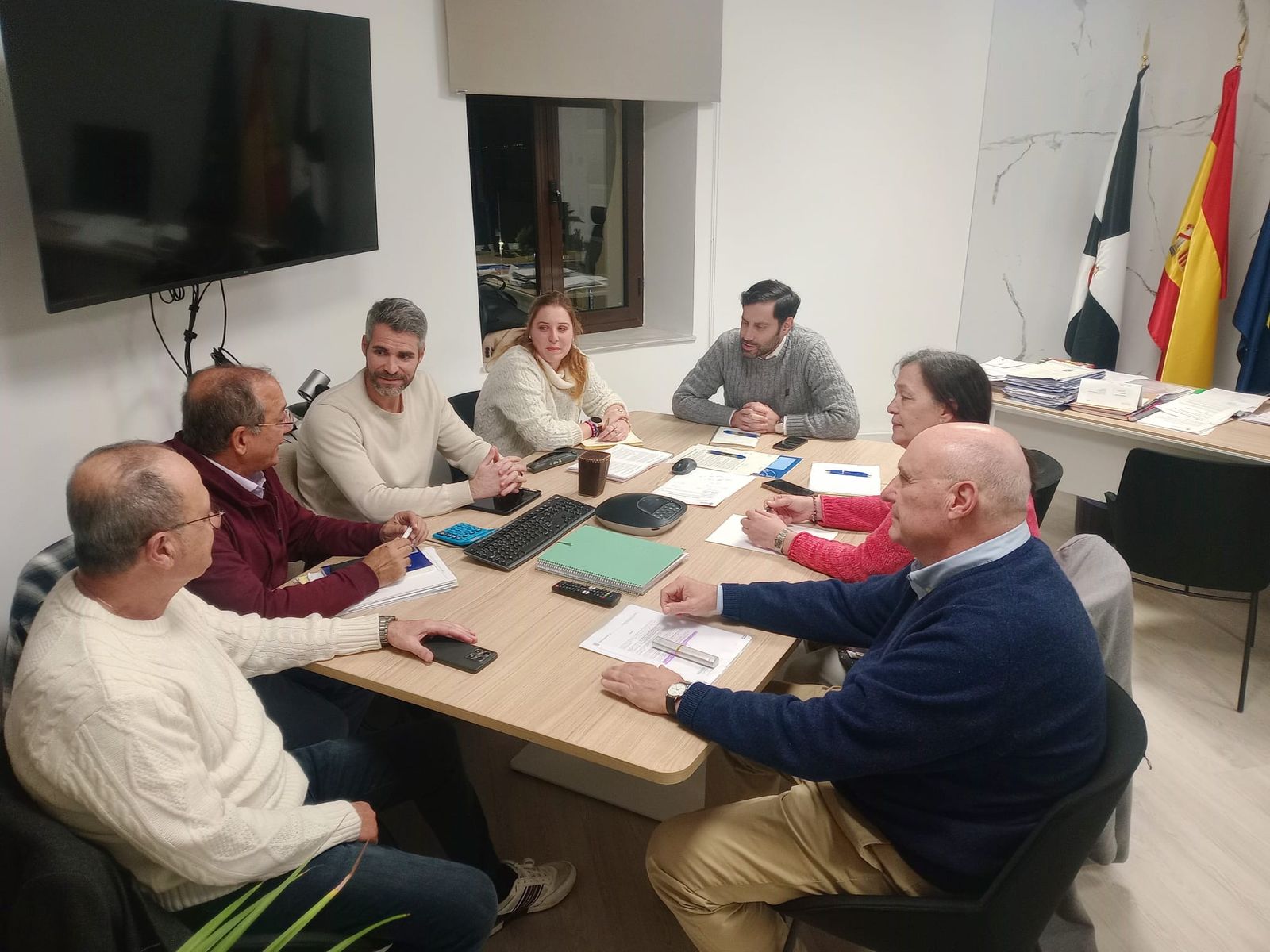 Reunión del sector de la construcción con el consejero de Urbanismo