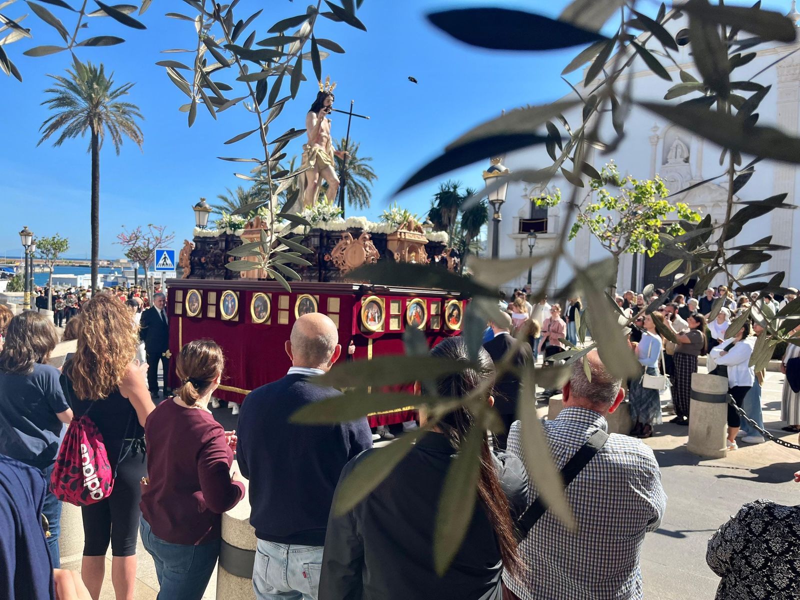 El Resucitado pone un brillante cierre a la Semana Santa de 2026