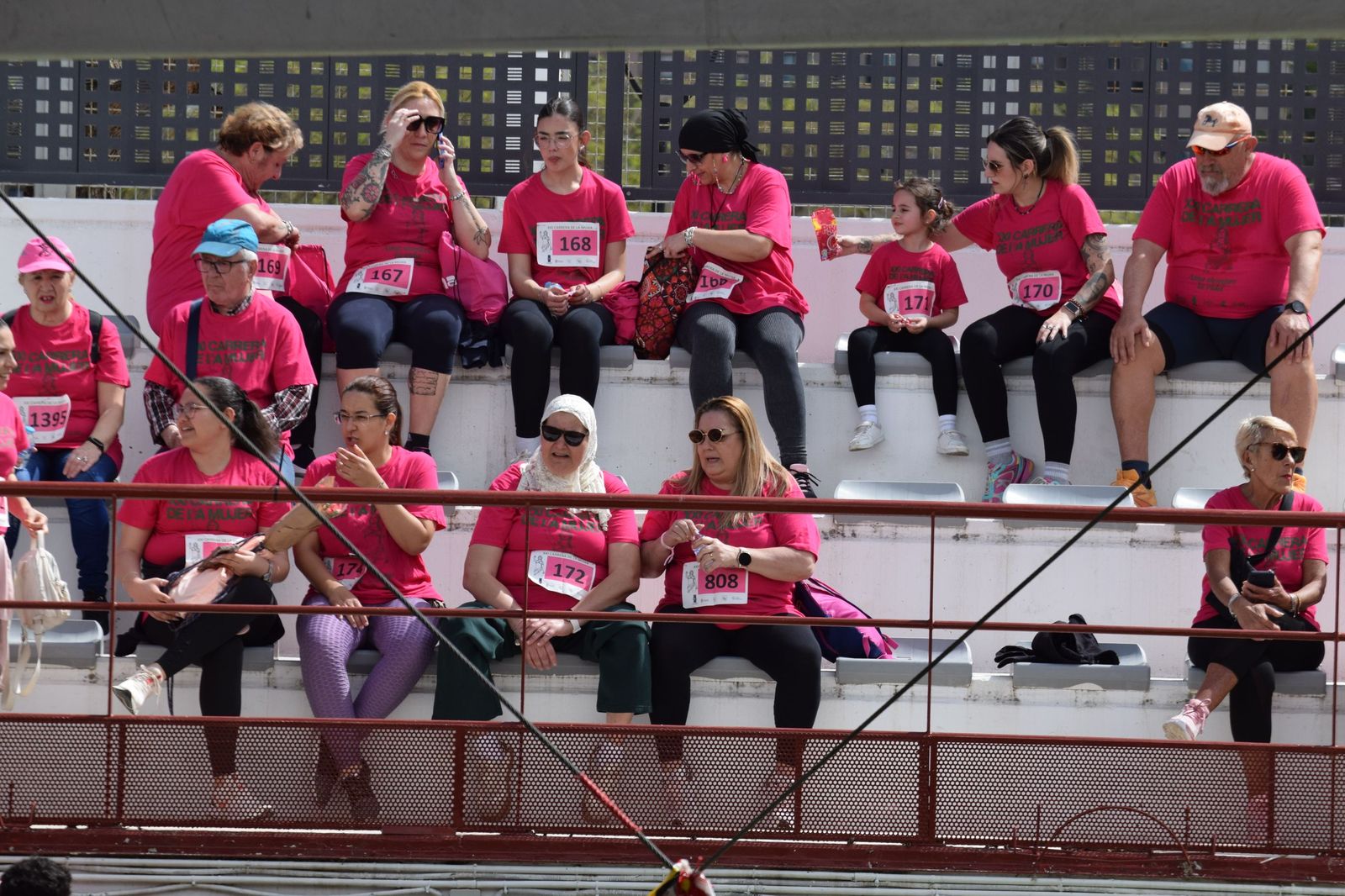 Ceuta se viste de rosa para abrazarse a la vida