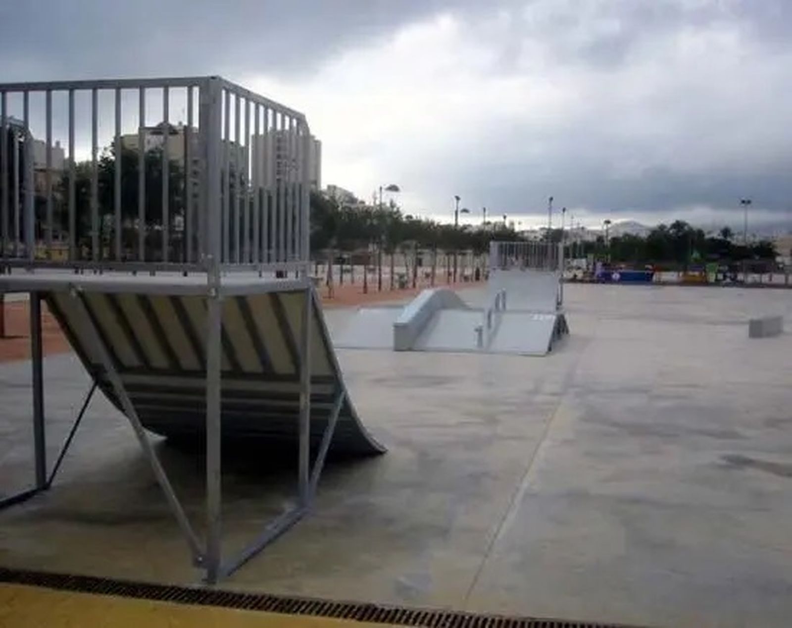 2949_3327_skatepark