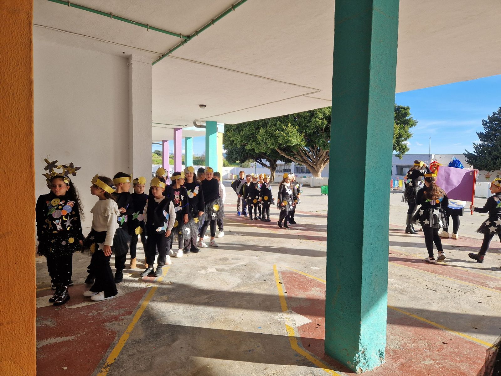 Así ha celebrado el 'Juan Carlos I' el carnaval