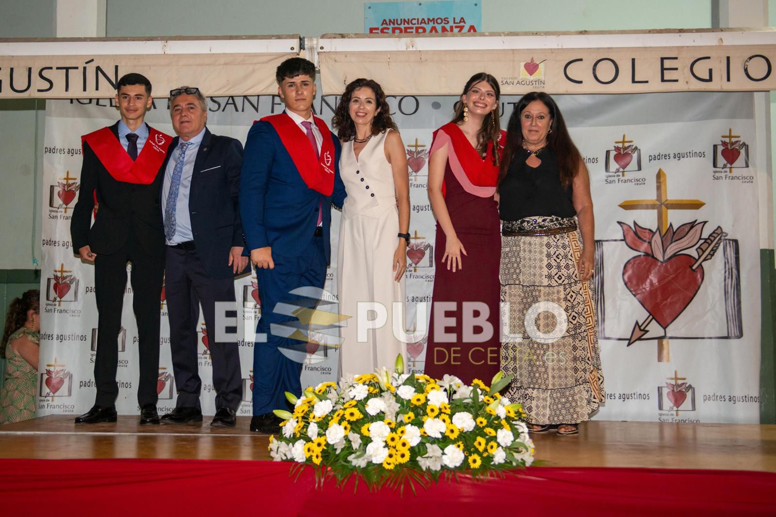 El curso de Segundo de Bachillerato de los Agustinos se gradúa