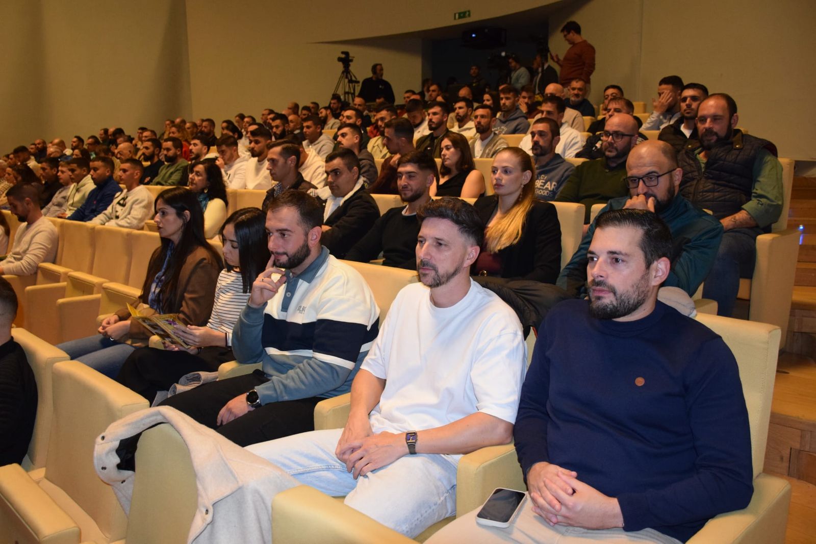 El Revellín vibra con la Banda de Música de la Comandancia