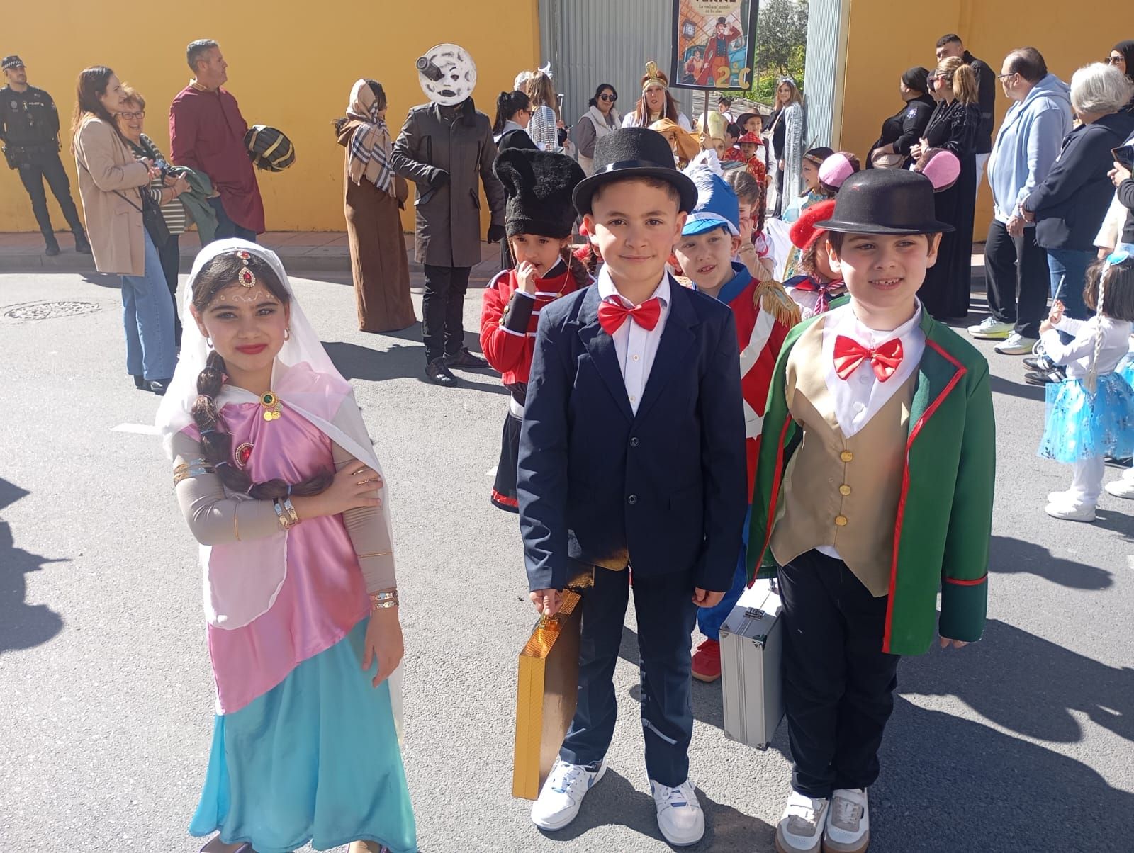 La 'vuelta al mundo' carnavalera del 'Ortega y Gasset