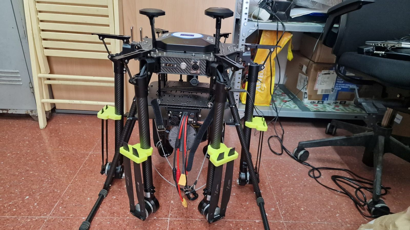 Dron de mayores dimensiones que posee el Equipo Pegaso de la Guardia Civil