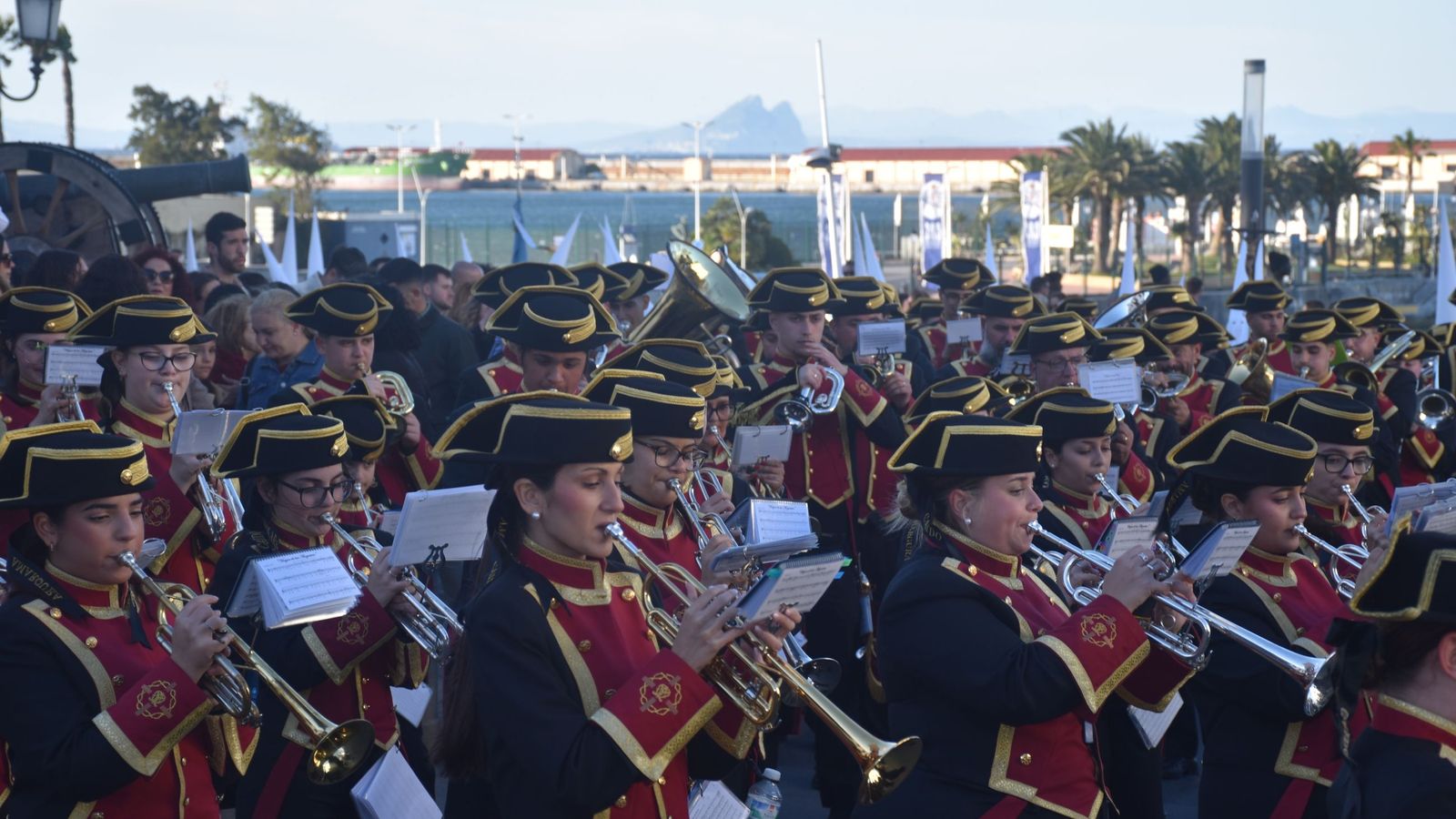 La Pollinica disfrutó este Domingo de Ramos de su Estación de Penitencia