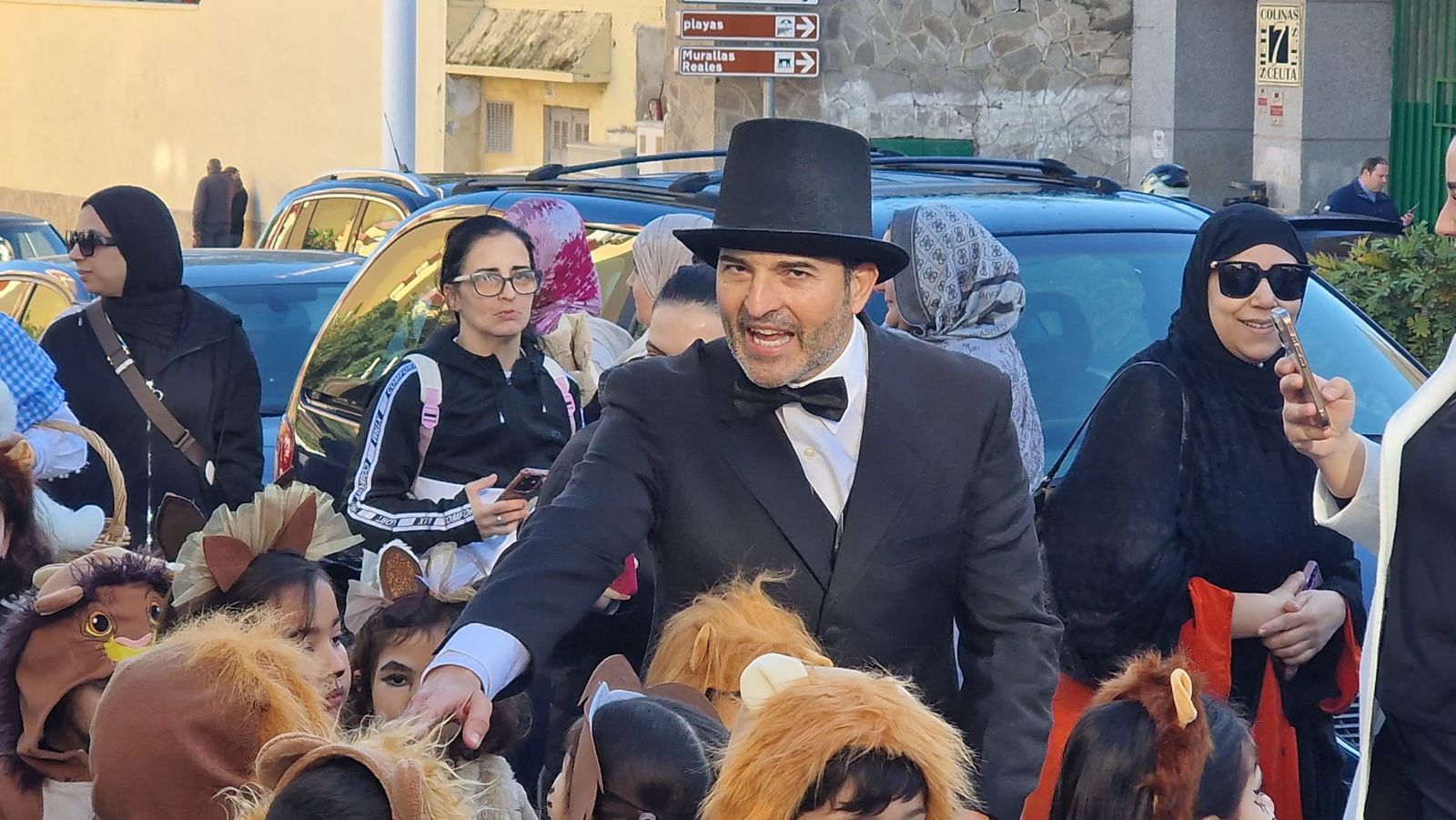 El CEIP 'Ciudad de Ceuta' vibra con su cabalgata de carnaval