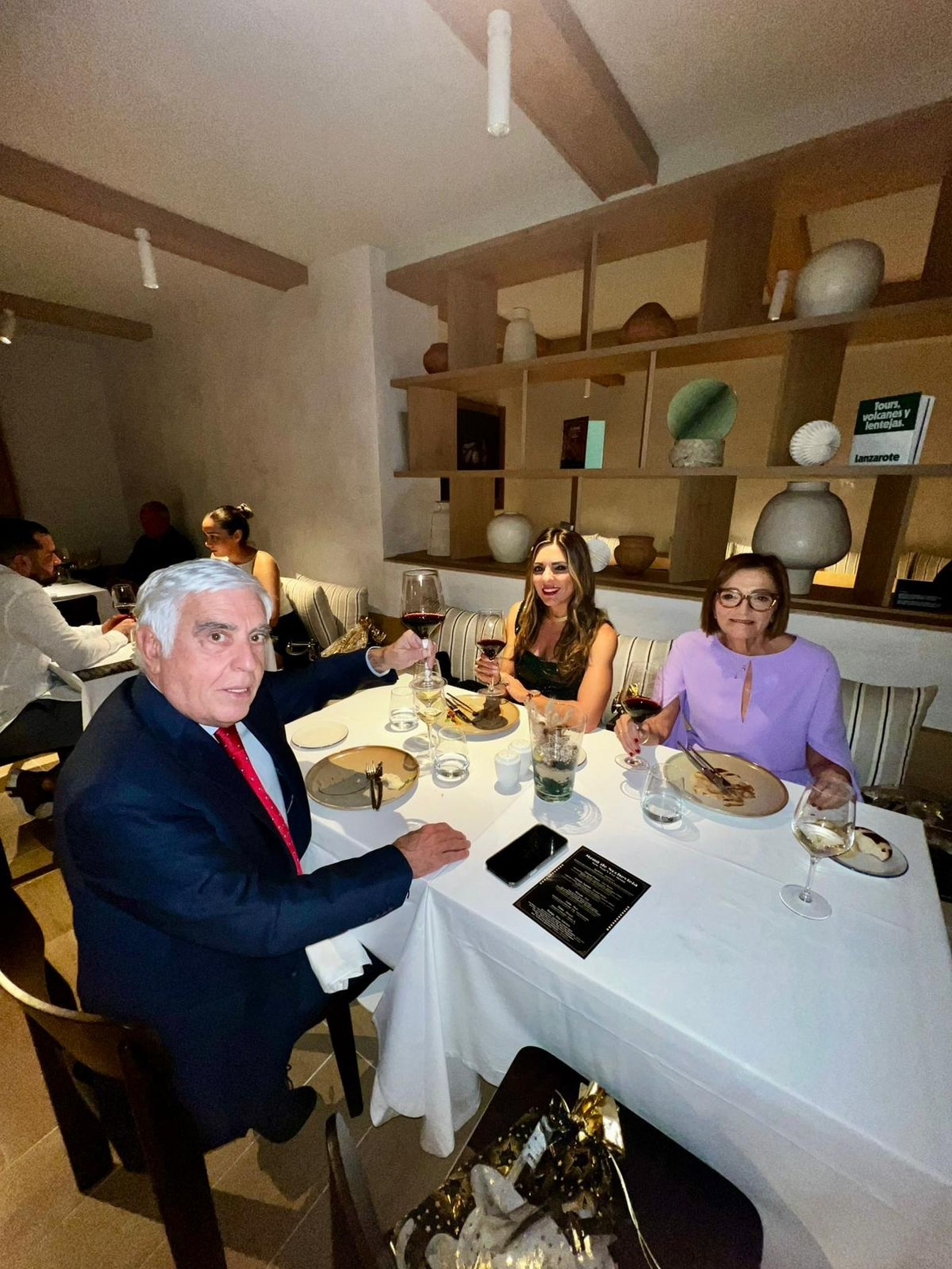 los ceutíes dan la bienvenida al año 2026