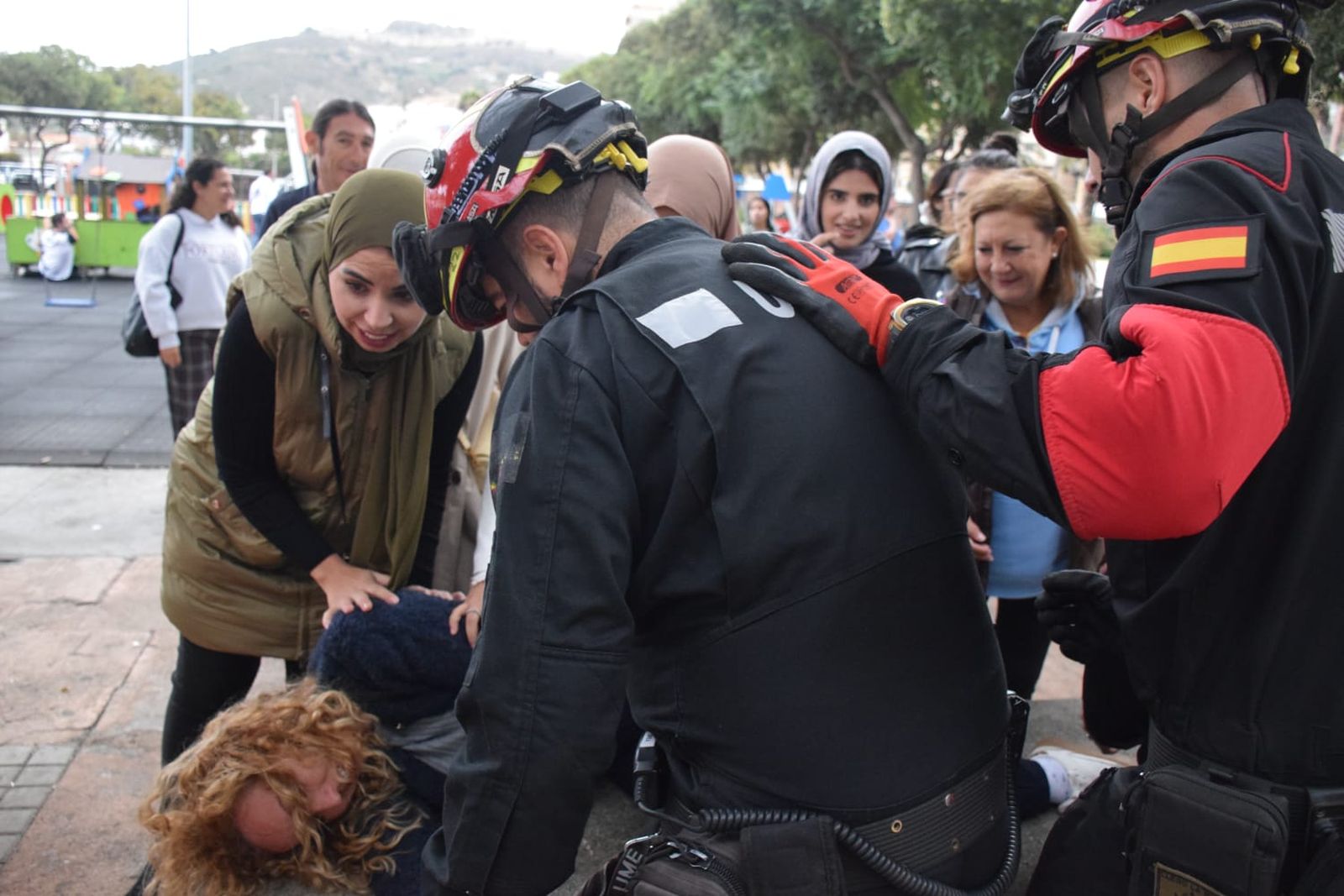 FOTOGALERÍA | Así fue el espectacular simulacro de la UME en el Parque Juan Carlos I