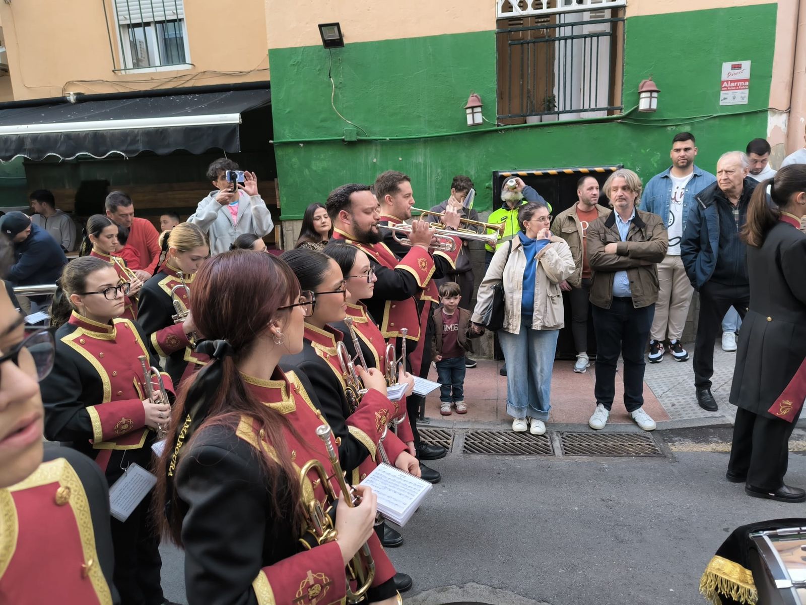 El paso de los niños, como antesala de la Semana Santa