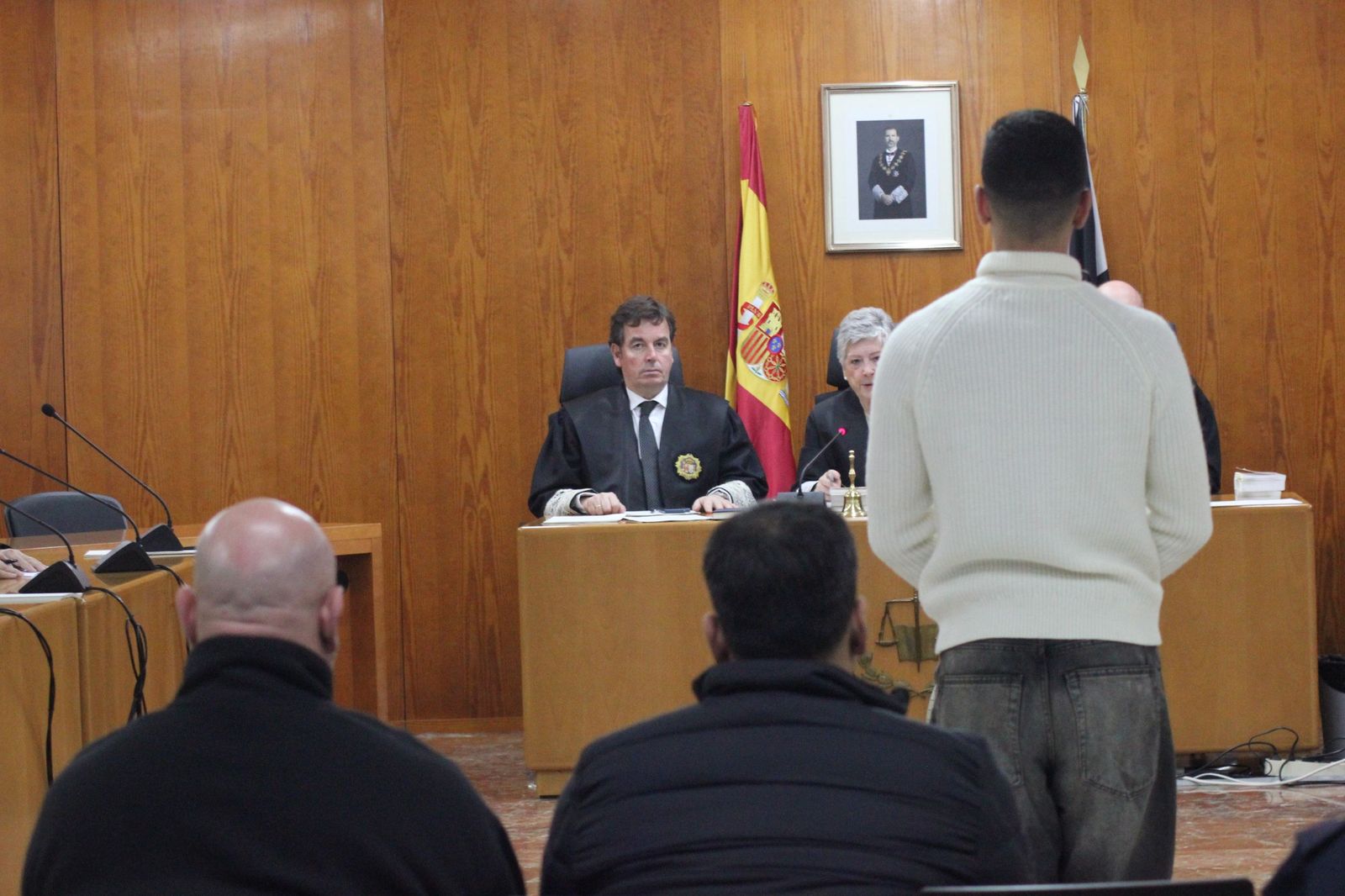 El principal acusado reconoce los hechos.