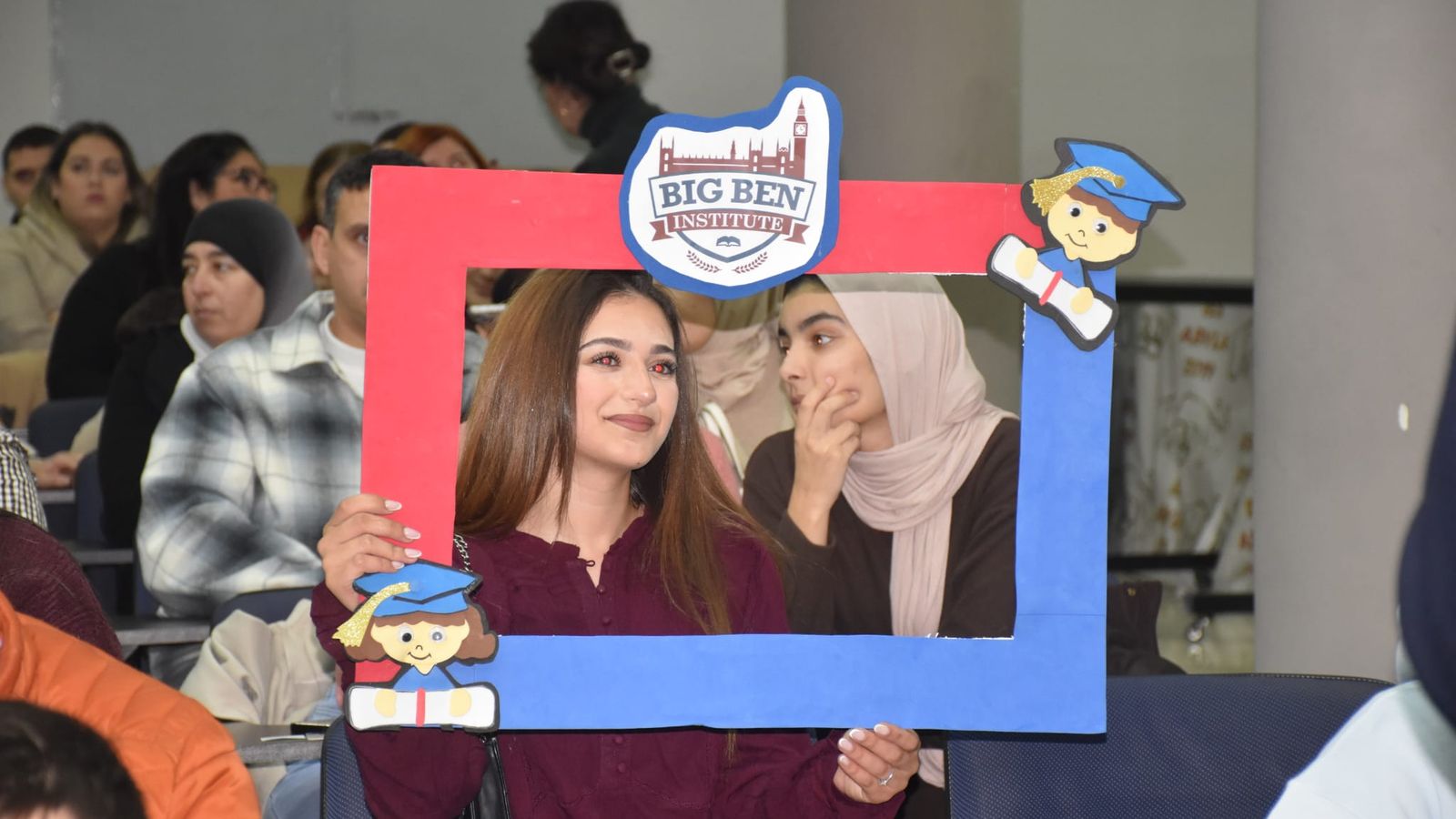 Las academias Art Factory y Big Ben entregan los certificados de inglés a su alumnado
