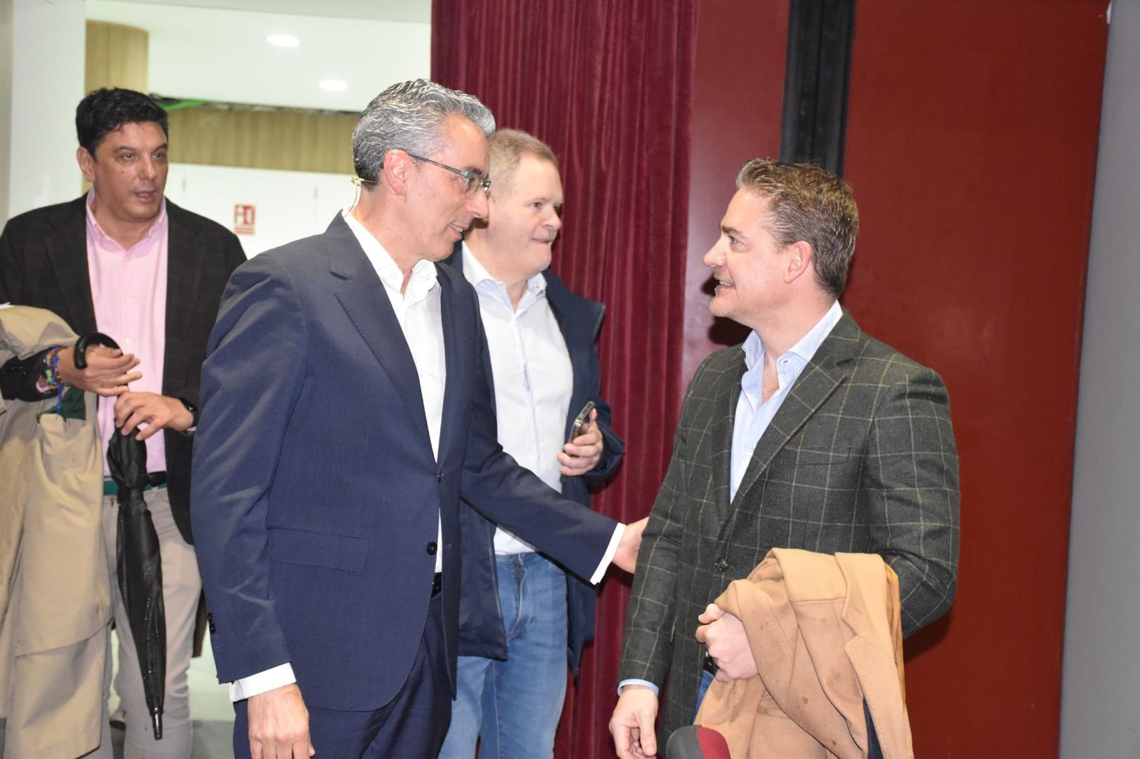 El Pueblo invita a reflexionar sobre el futuro del turismo en Ceuta