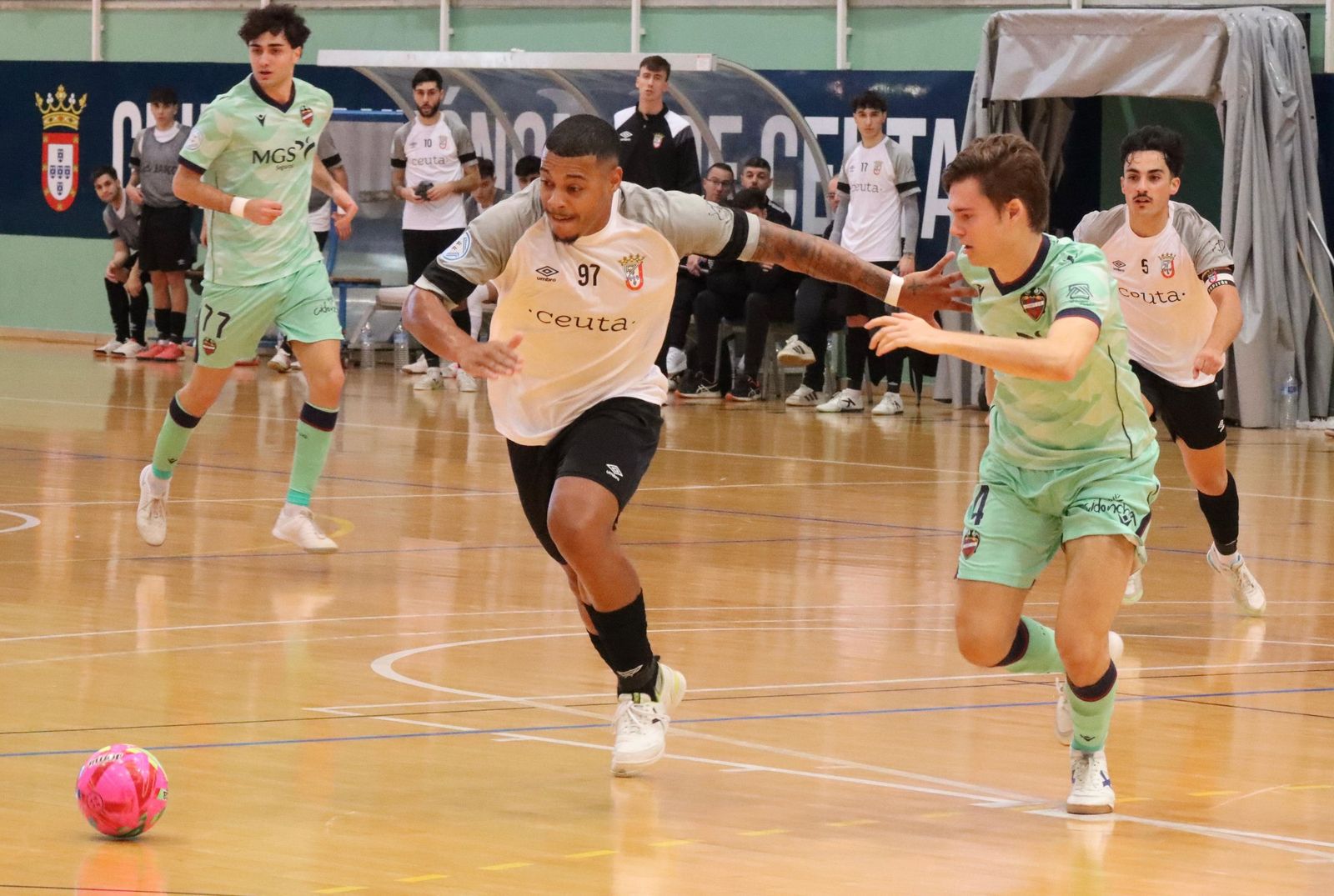 Debutó Guilherme en el Ceutí