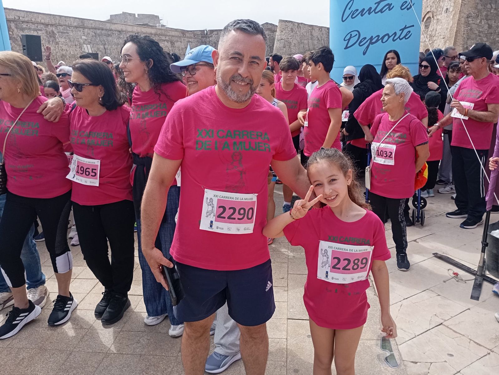 Ceuta se viste de rosa para abrazarse a la vida