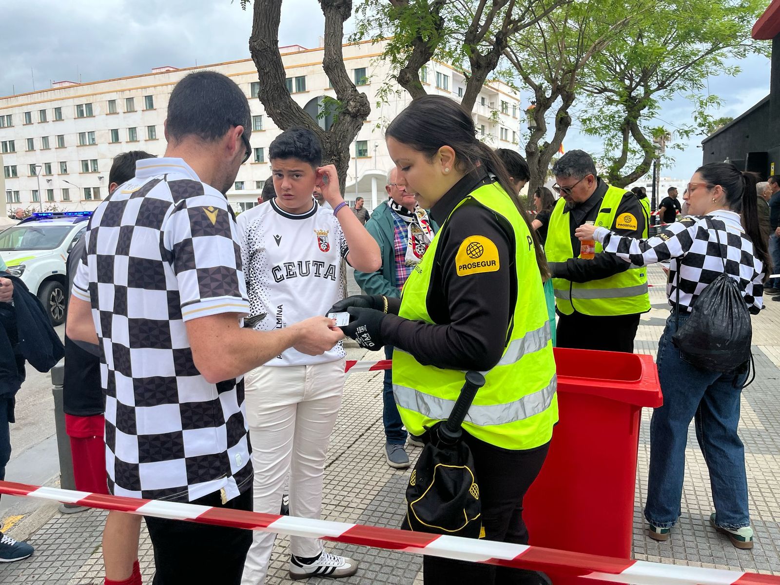 Así se vivió el partido entre la AD Ceuta y el CD Castellón en imágenes