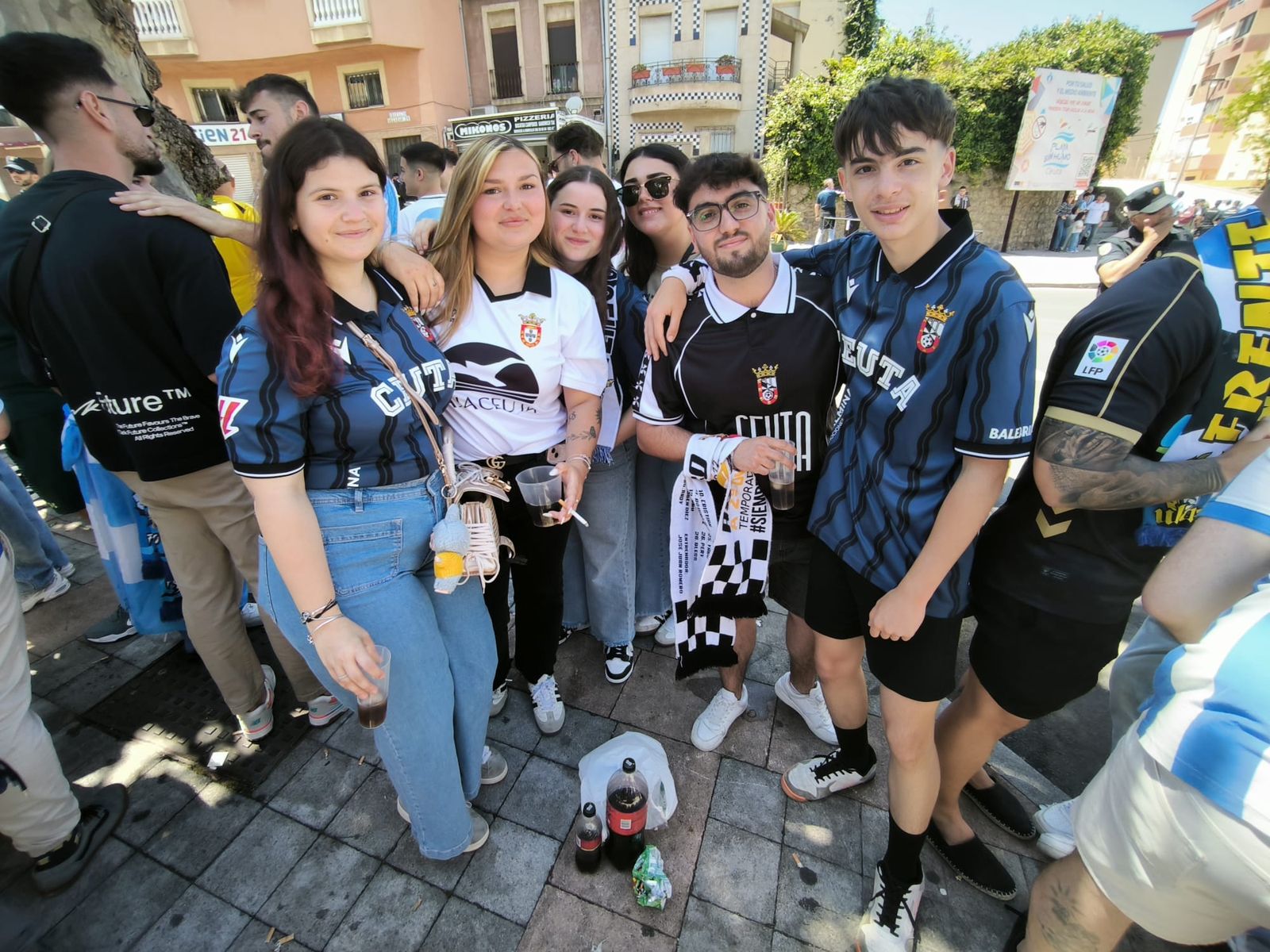 Ambiente en la previa del partido