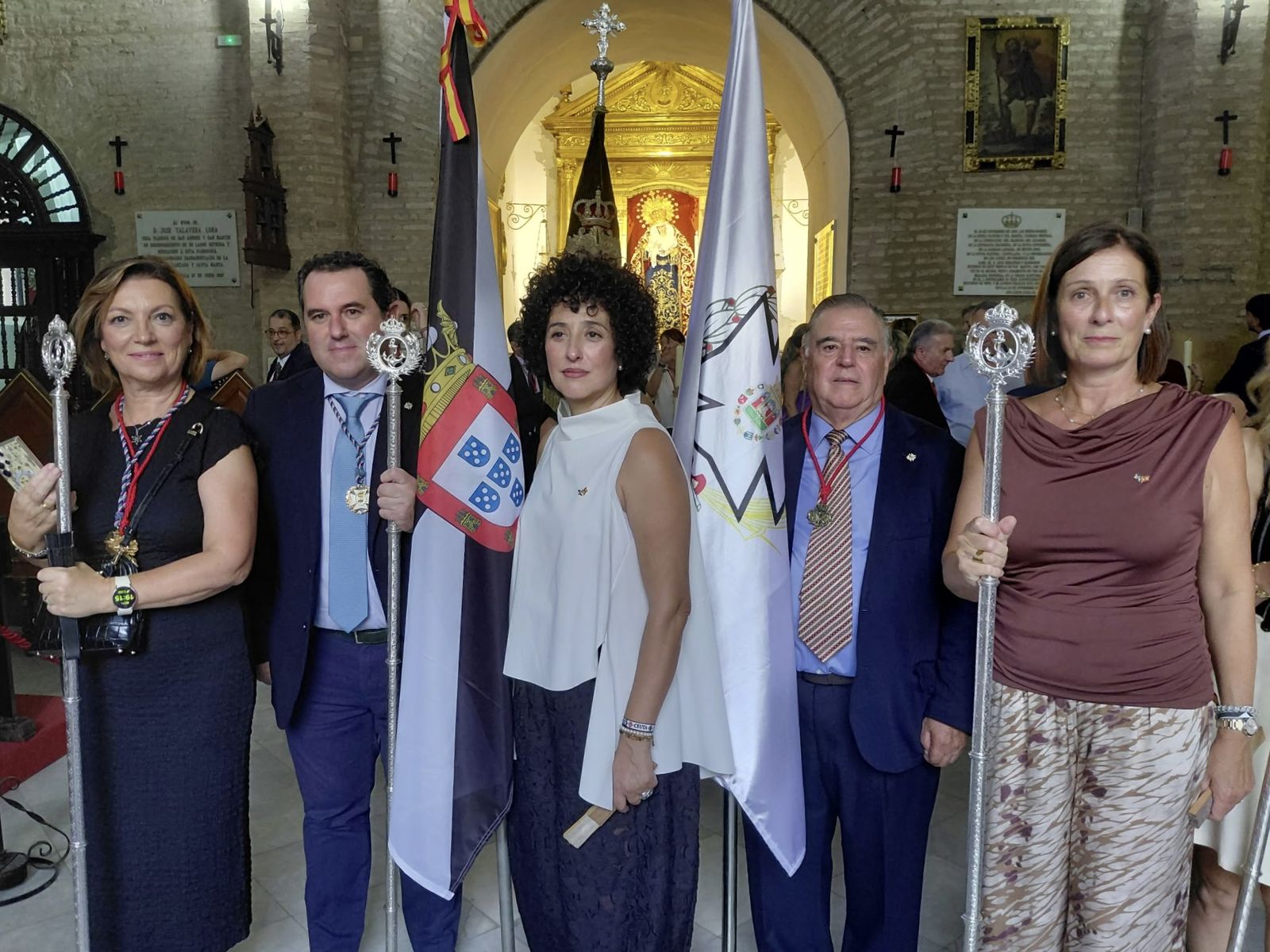 El Colegio de Enfermería, presente en la procesión de la Esperanza Divina Enfermera de Sevilla