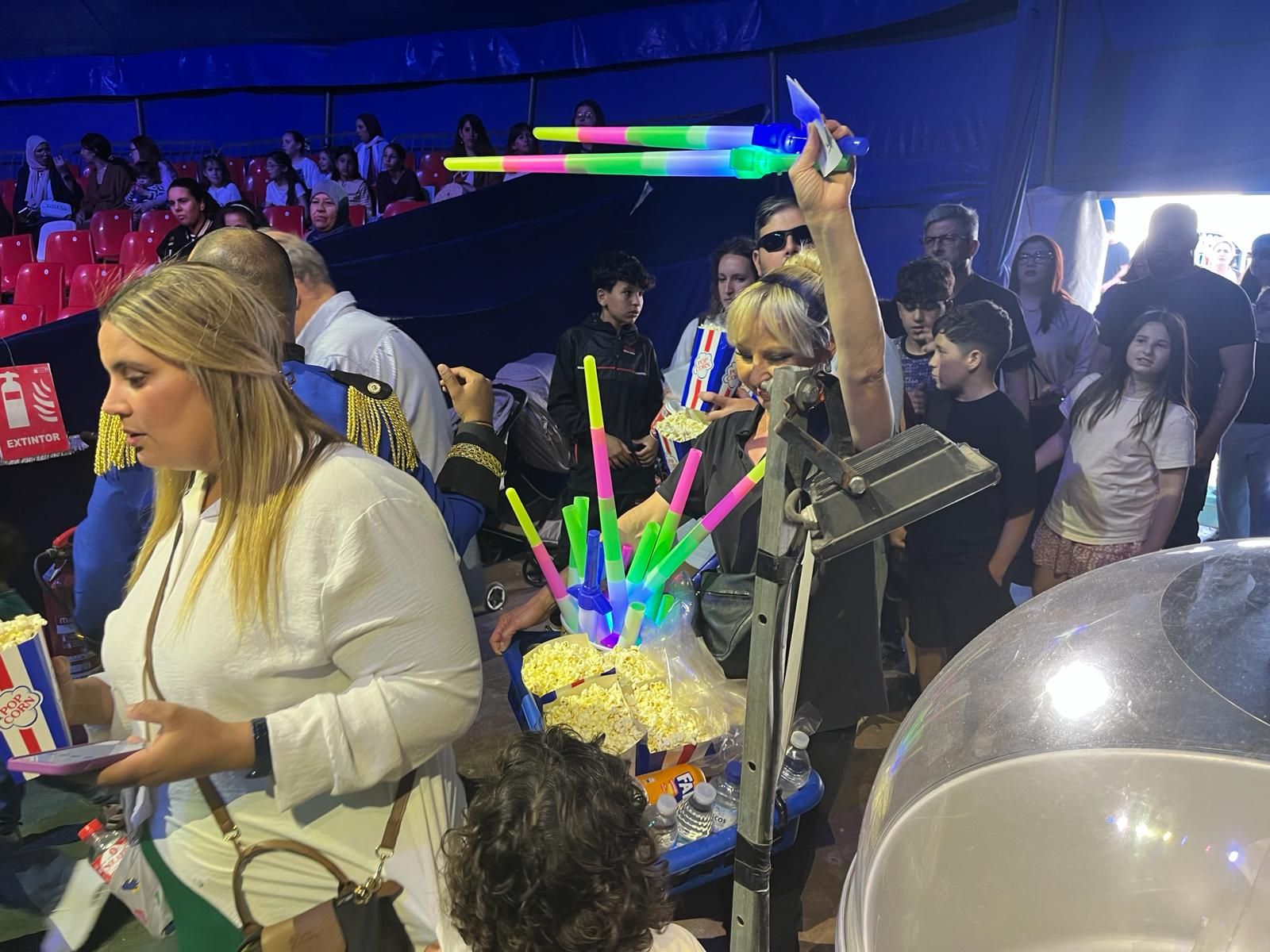 Éxito de público en la primera función del Circo Coliseo en Ceuta