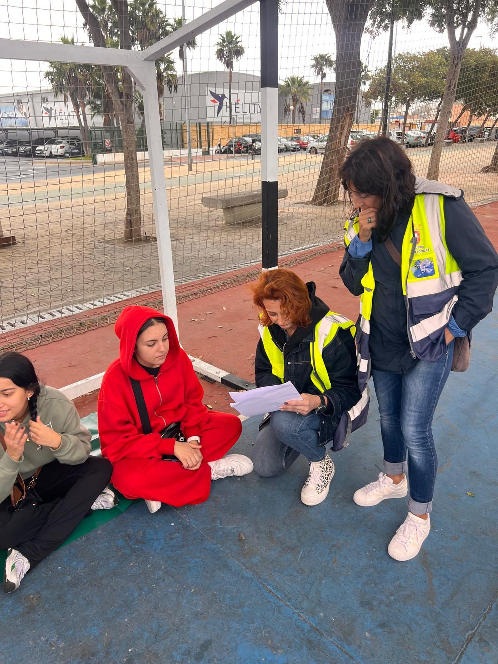FOTOGALERÍA | Así fue el espectacular simulacro de la UME en el Parque Juan Carlos I