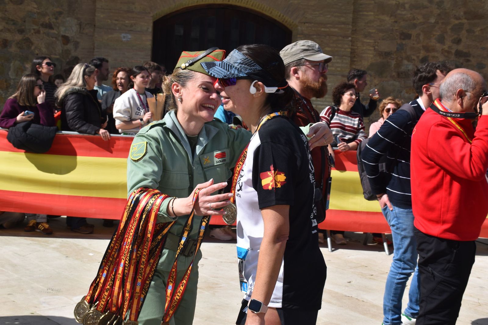 El amor está en el aire... y en la Cuna de la Legión