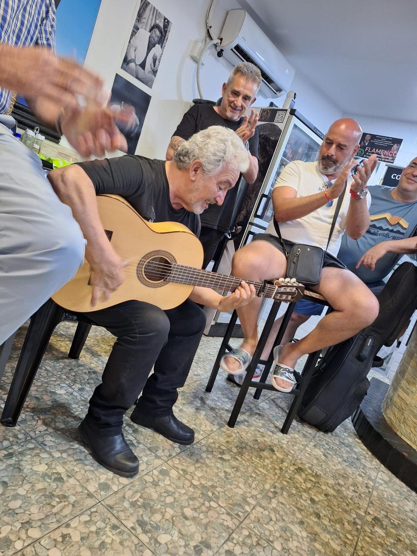 Jesús ‘el Sevillano’ ofreció ayer en la Tertulia un magnífico recital flamenco