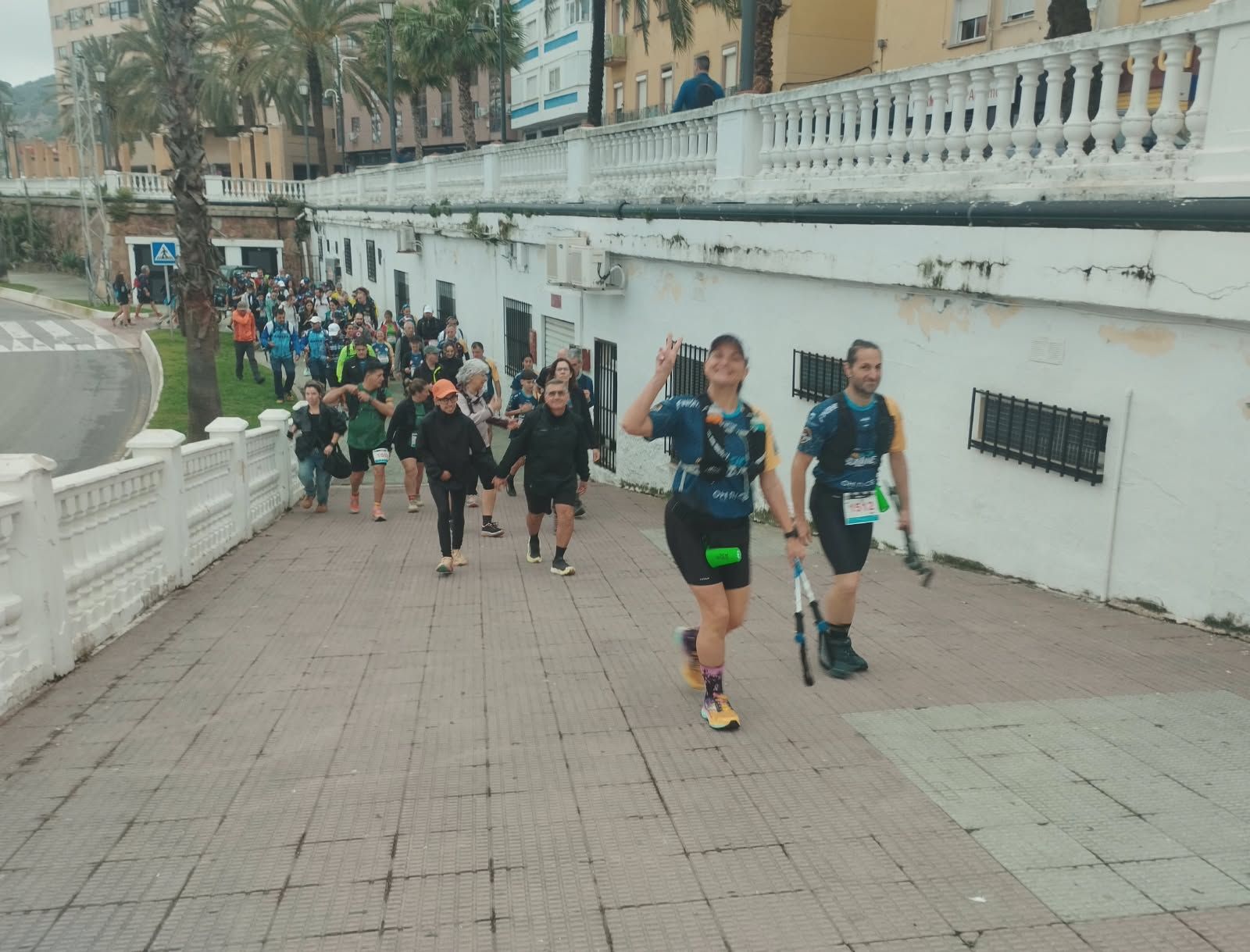 Participantes en la 'Vuela a Ceuta Andando'