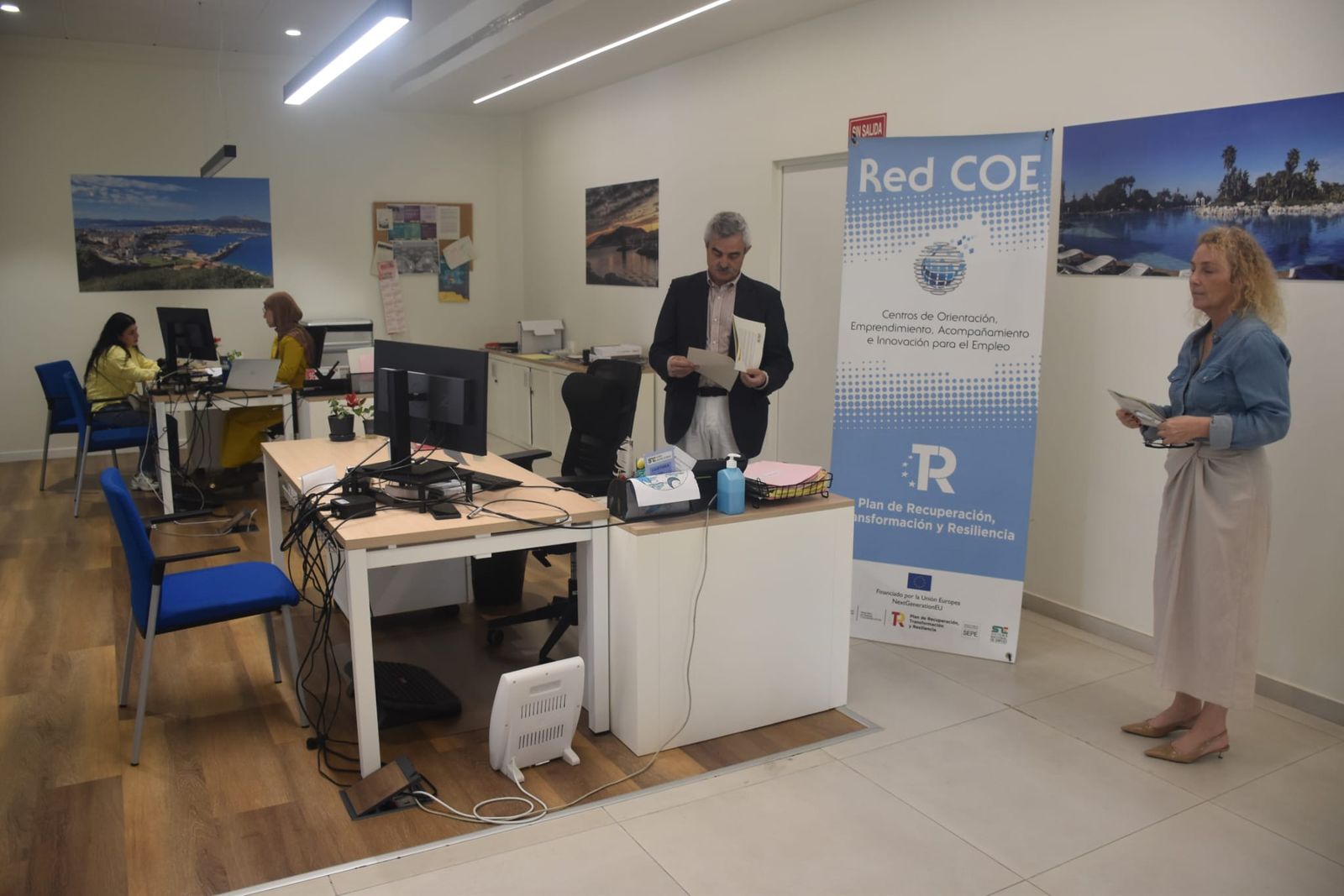El SEPE celebra 40 años de políticas de empleo con una mesa redonda de éxito y participación