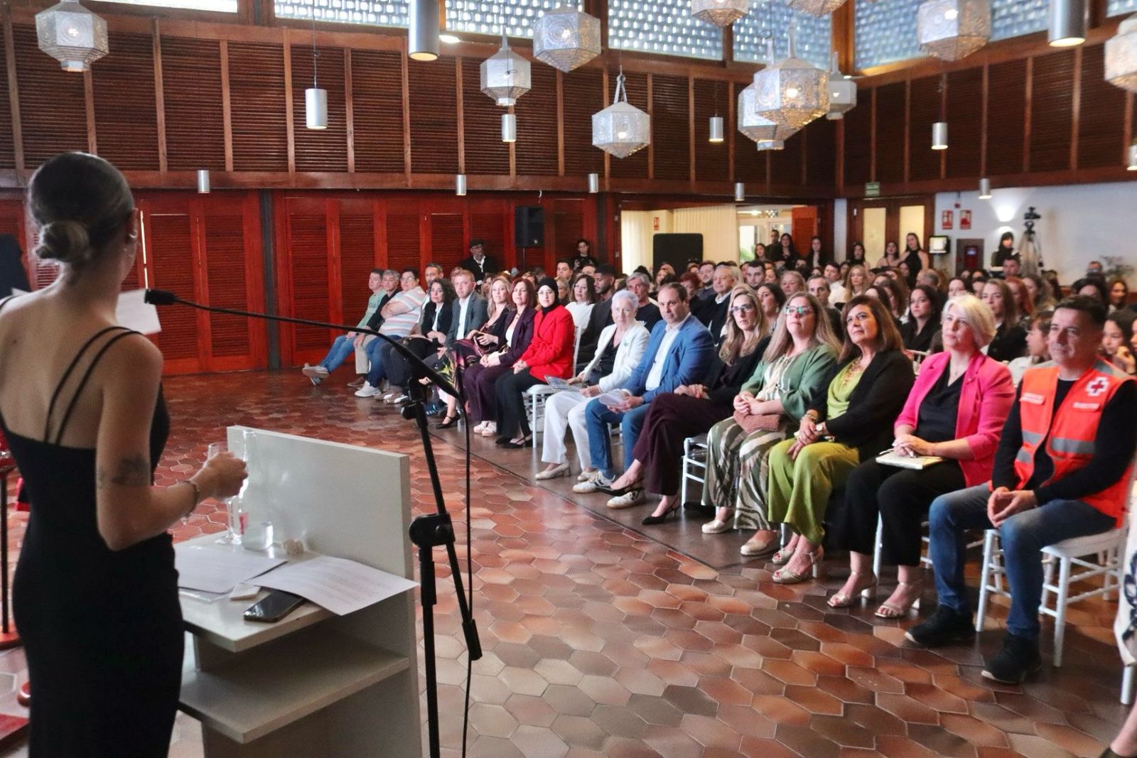La gimnasia rítmica de Ceuta se viste de gala para celebrar 25 años de historia y emoción