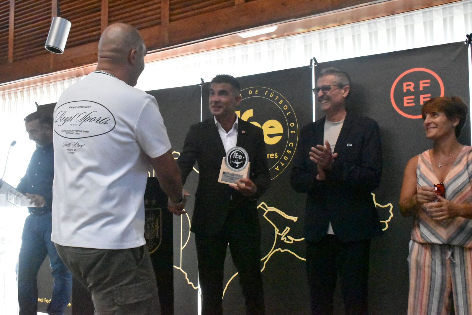 Emoción, homenajes y premios por el Día del Entrenador