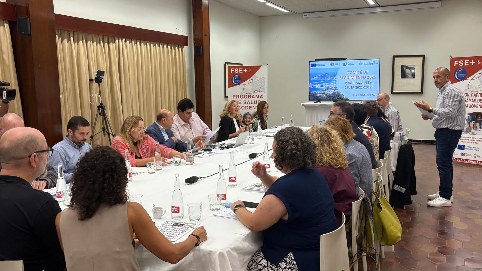 Imagen de los asistentes a la reunión este jueves en el Parador La Muralla Imagen de los asistentes a la reunión este jueves en el Parador La Muralla