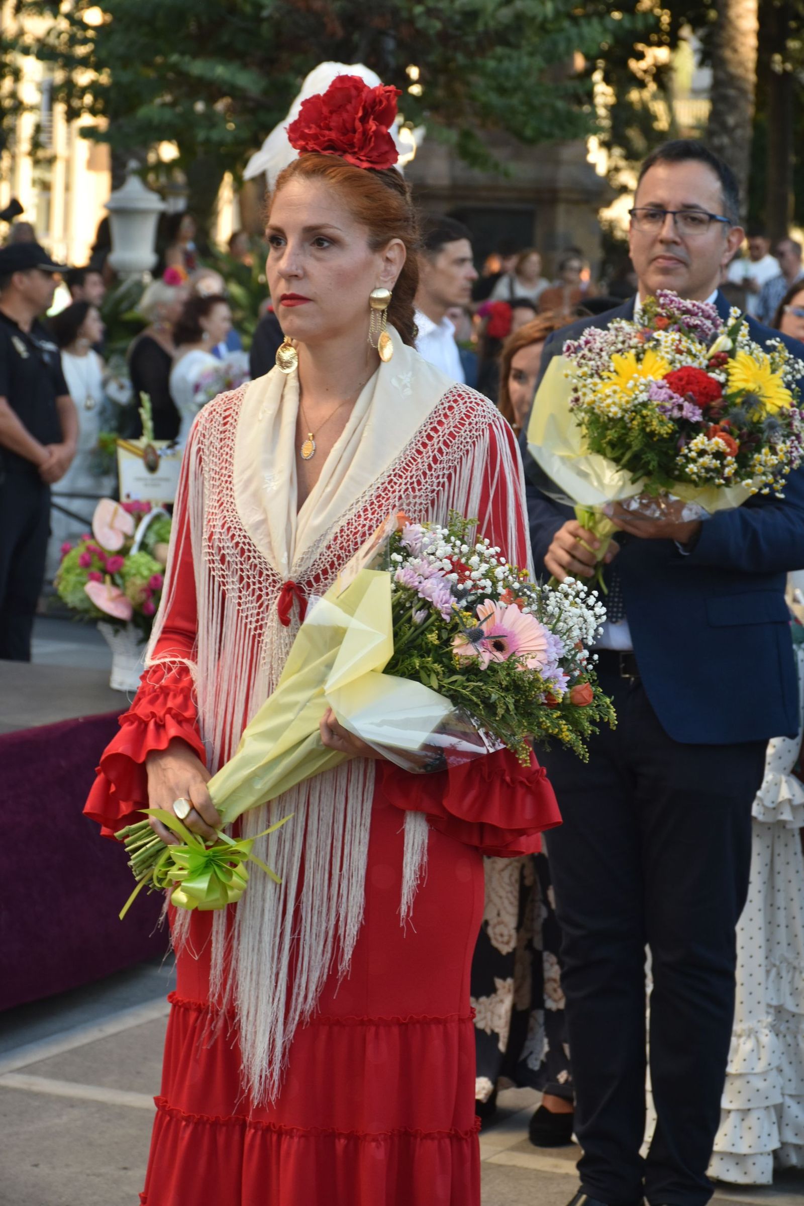 Los ceutíes vuelven a encontrarse con su Madre entre flores, esperanza y lágrimas contenidas