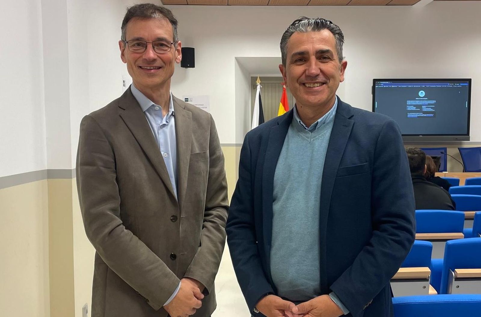 Cabanes y Rontomé este jueves en el Salón de Grados.