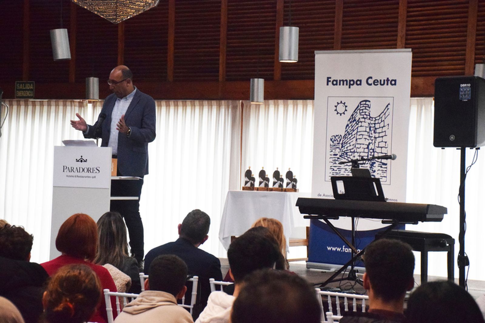 Fampa entrega sus fotos anuales, convertidos en una reivindicación de la educación pública