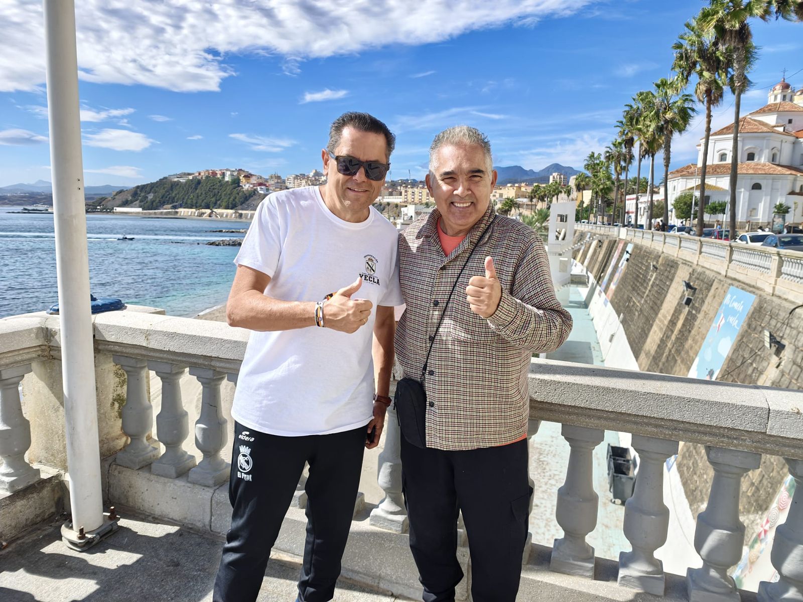 Tomás Roncero visita la redacción de El Pueblo de Ceuta