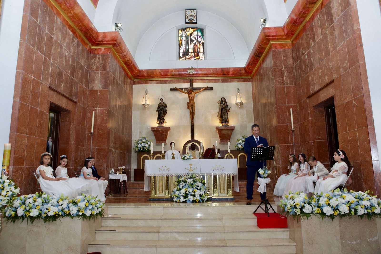 Comuniones en la Parroquia de Santa Teresa de Jesús