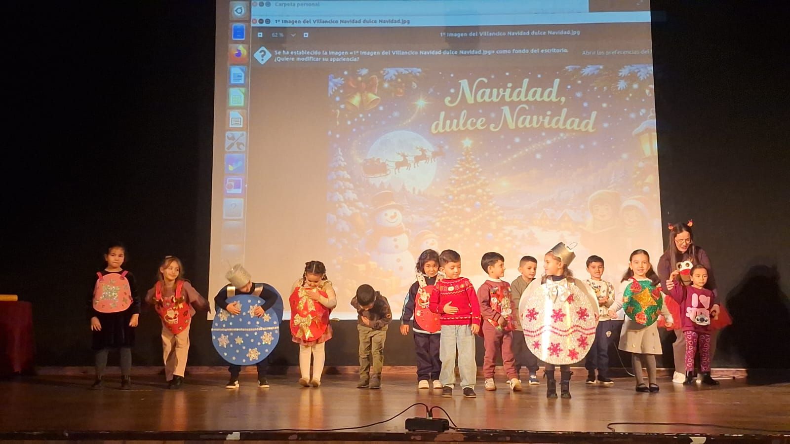 Festival navideño de los alumnos del CEIP Juan Morejón