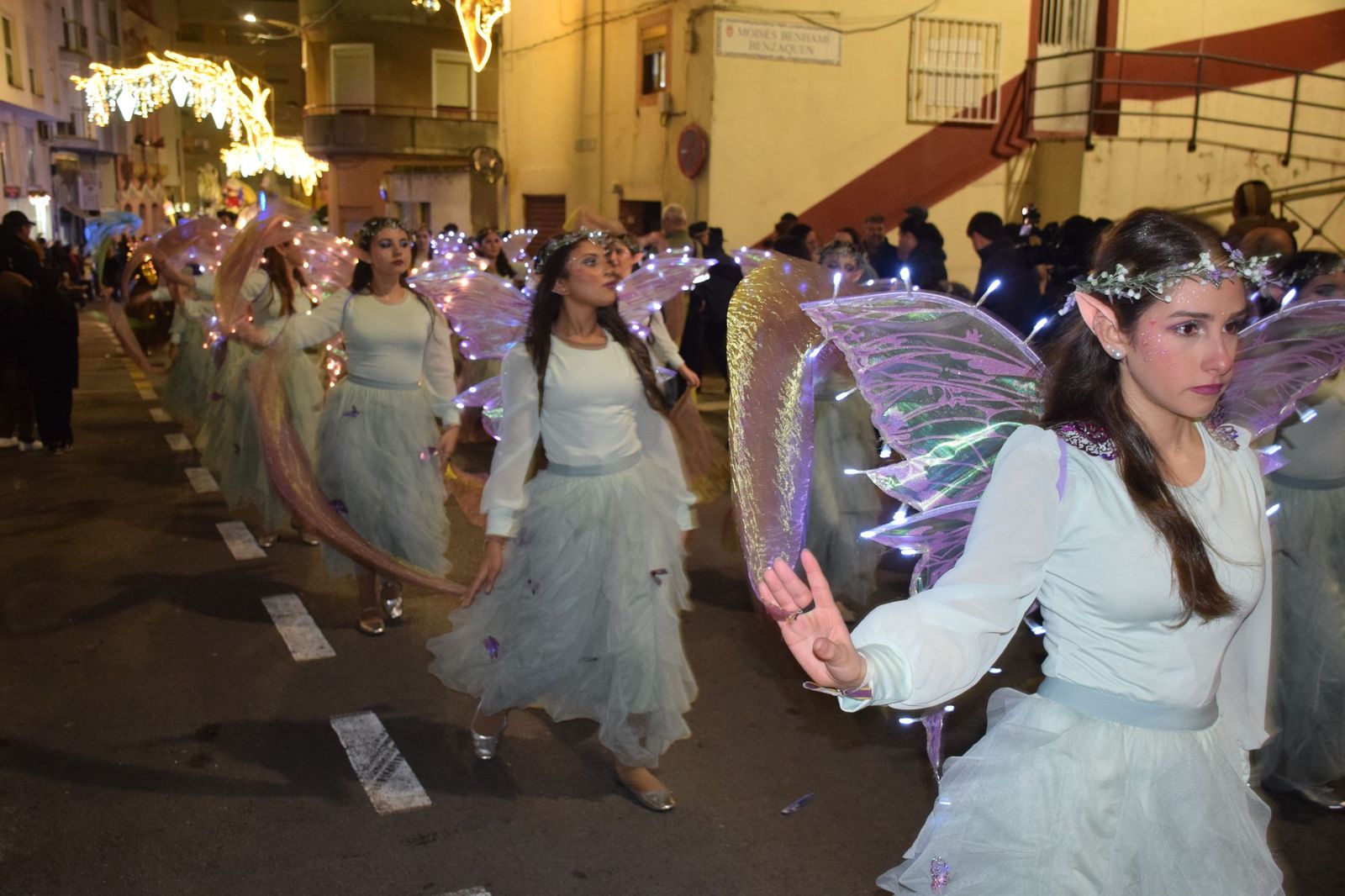 Los ceutíes se emocionan con la llegada de los Reyes Magos