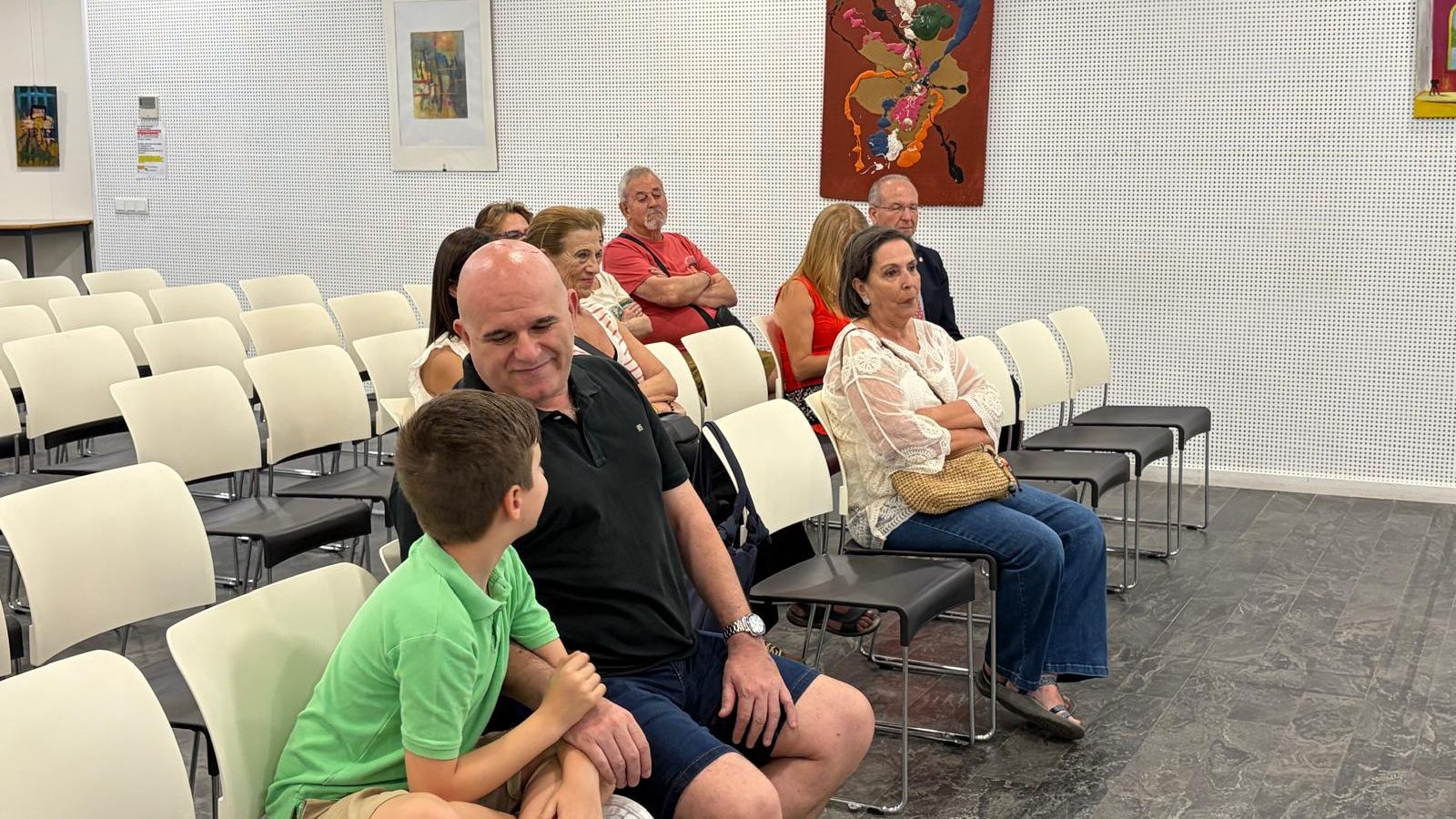 El público durante la presentación del libro de Del Campo