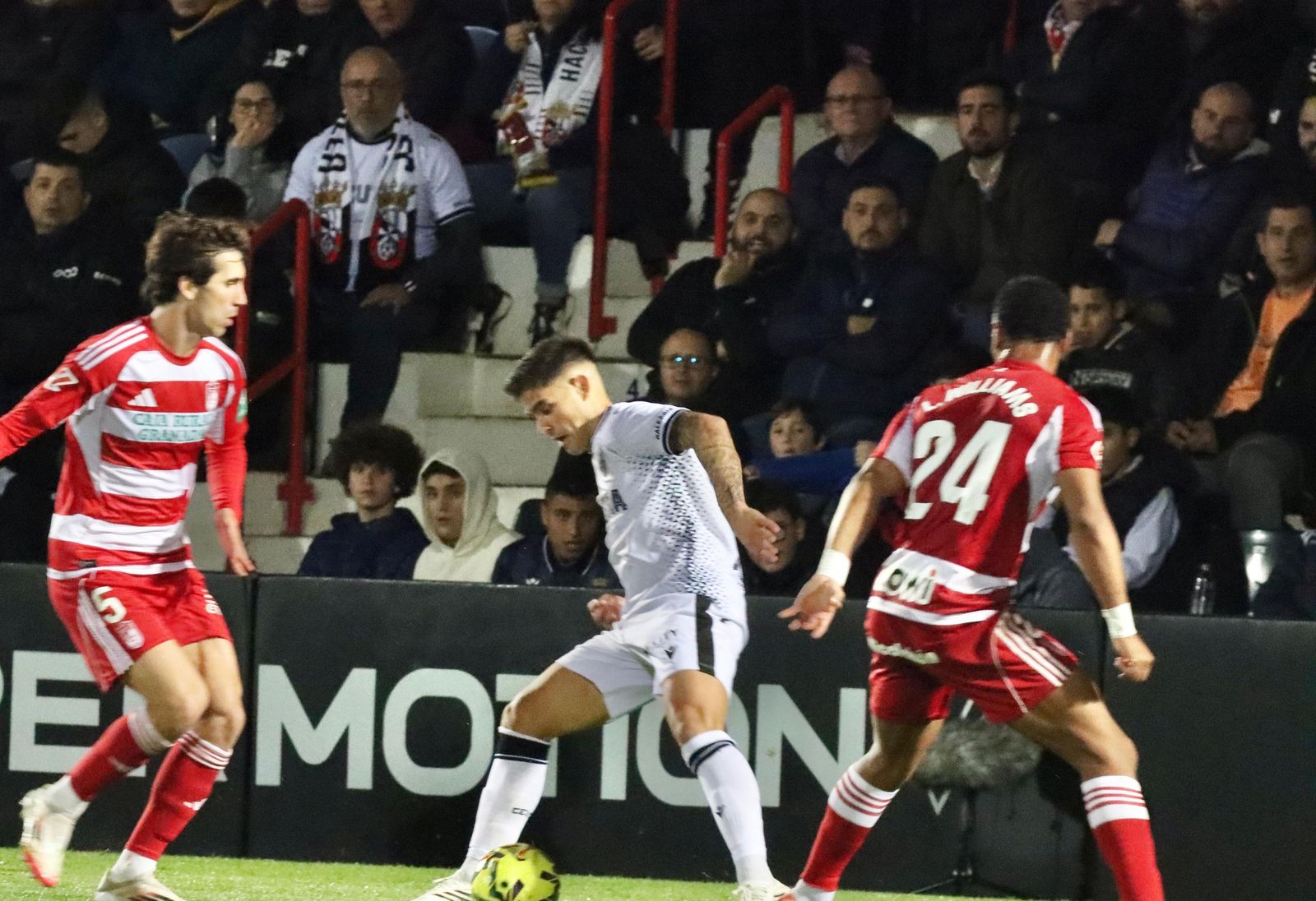 AD Ceuta – Granada CF: las mejores imágenes del partido en LaLiga Hypermotion