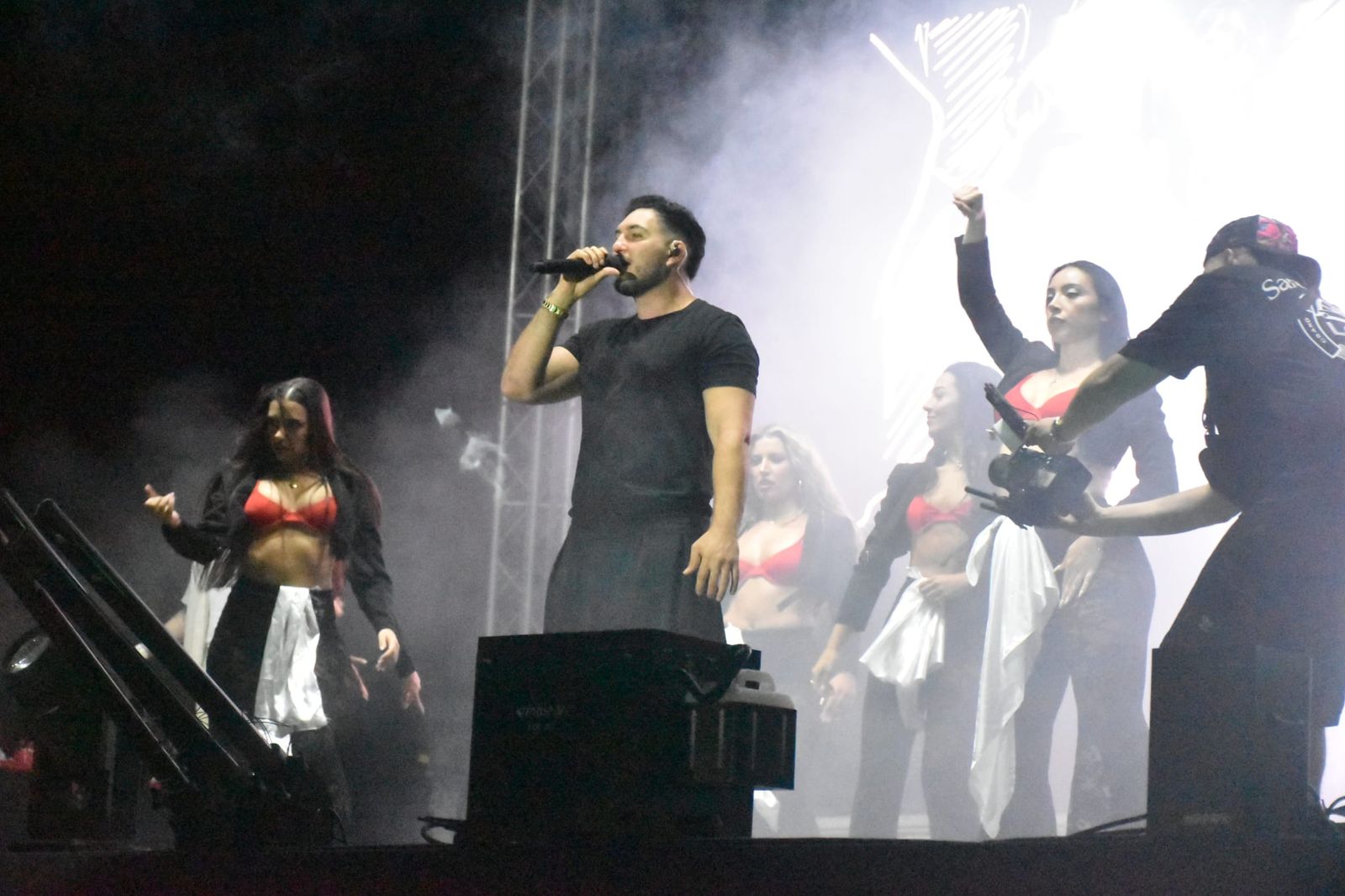 Omar Montes triunfa en su primera cita en la ciudad de Ceuta
