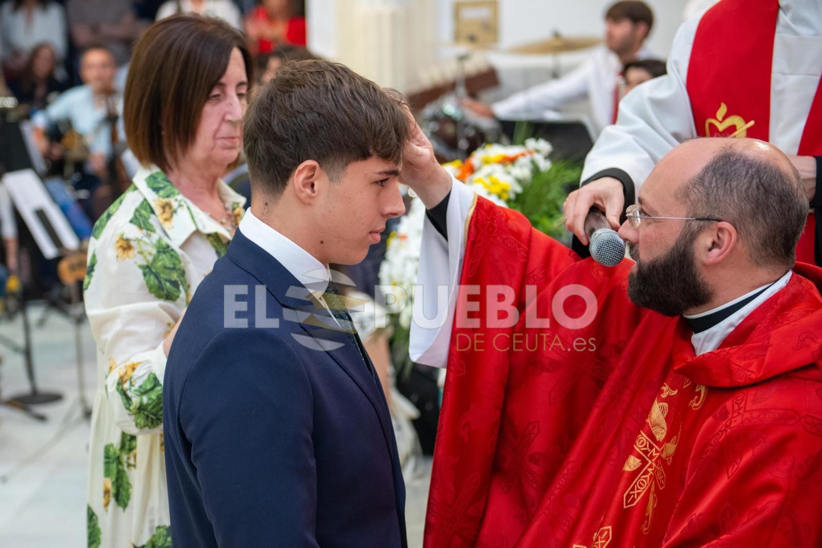 Confirmaciones en la Iglesia de San Francisco